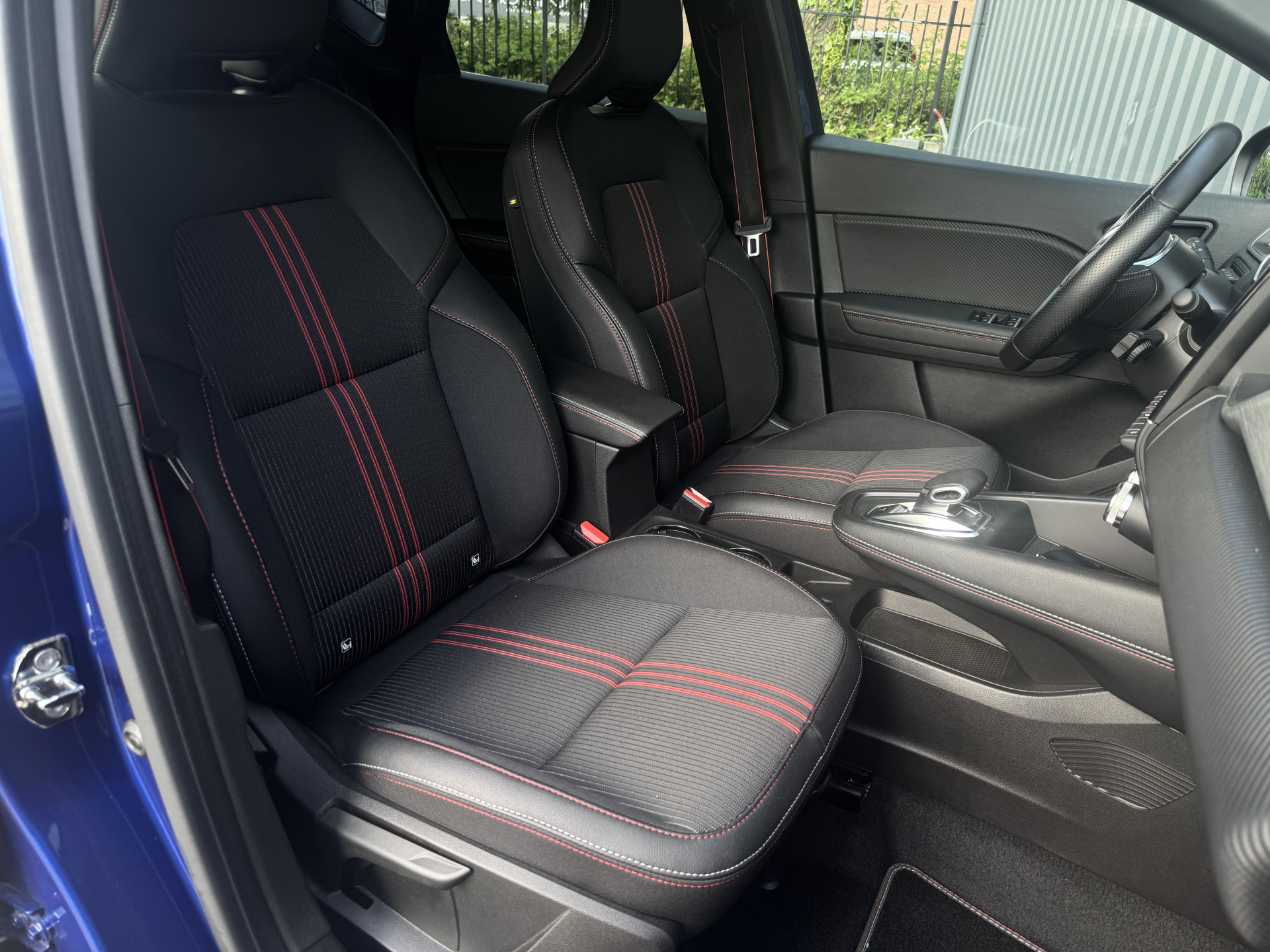 Renault Captur 1.6 E-Tech Plug-in Hybrid 160 pk R.S. RS Line