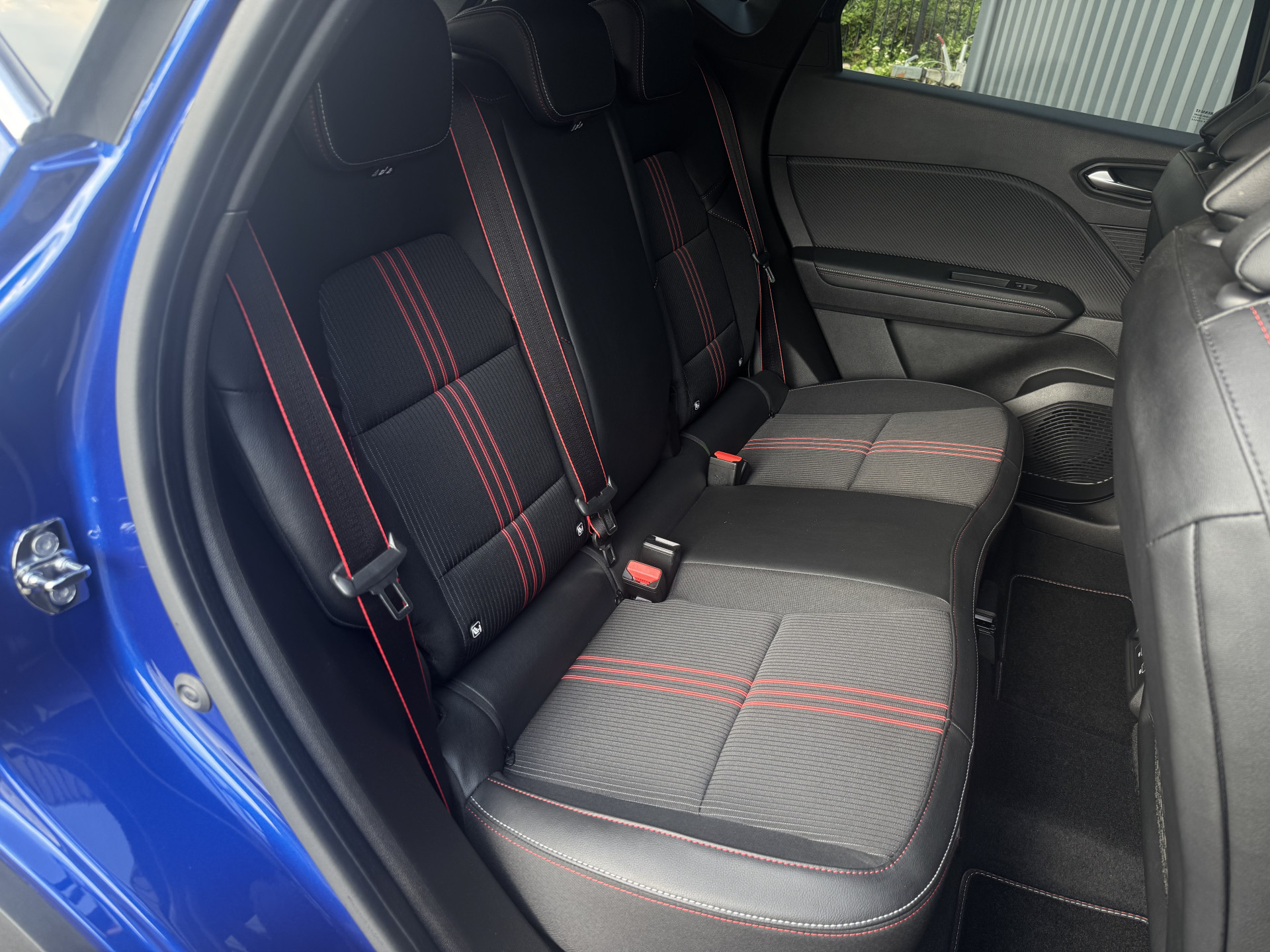 Renault Captur 1.6 E-Tech Plug-in Hybrid 160 pk R.S. RS Line