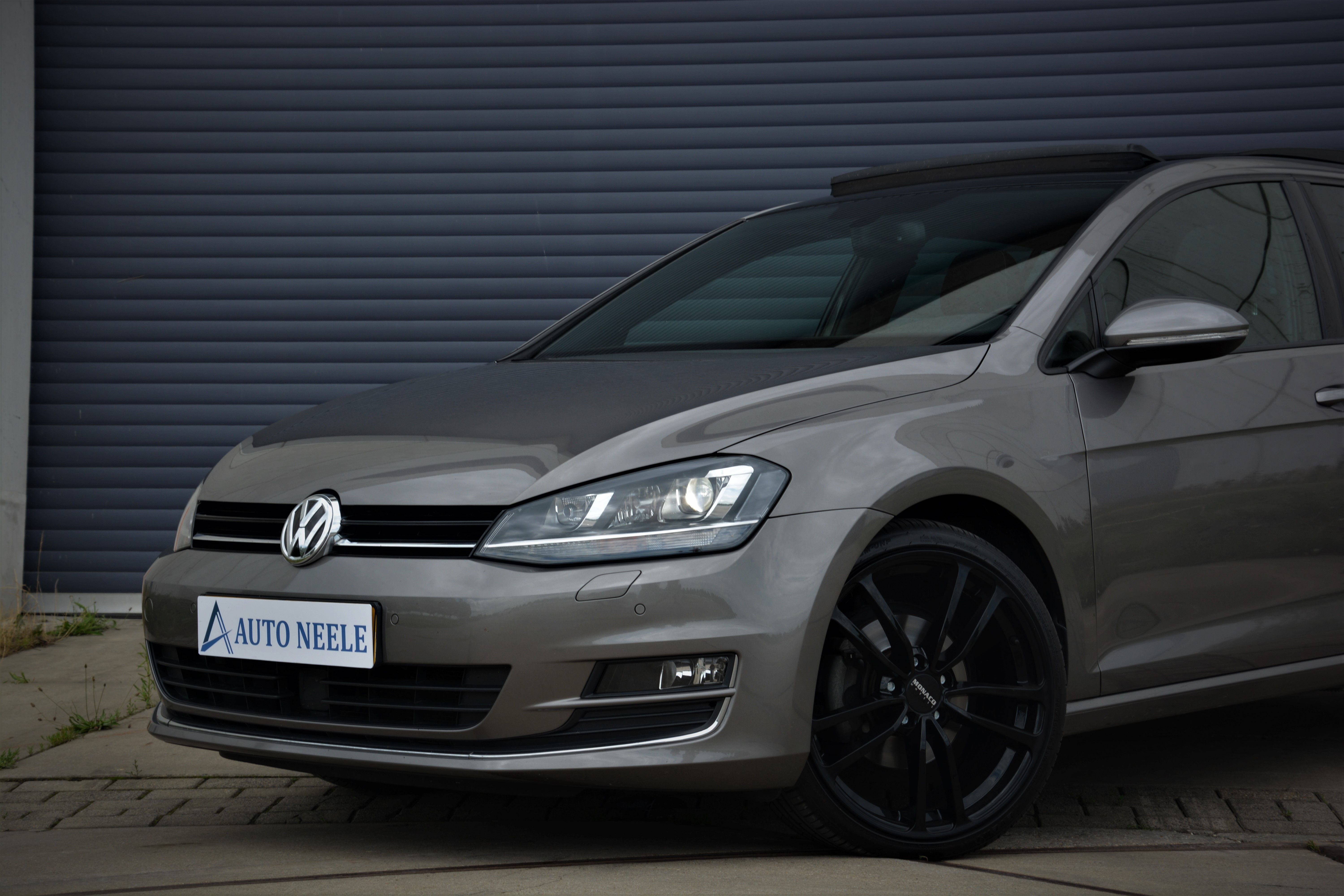 Volkswagen Golf 7 1.4 Highline Schuifdak, ACC, 19 Inch Velgen