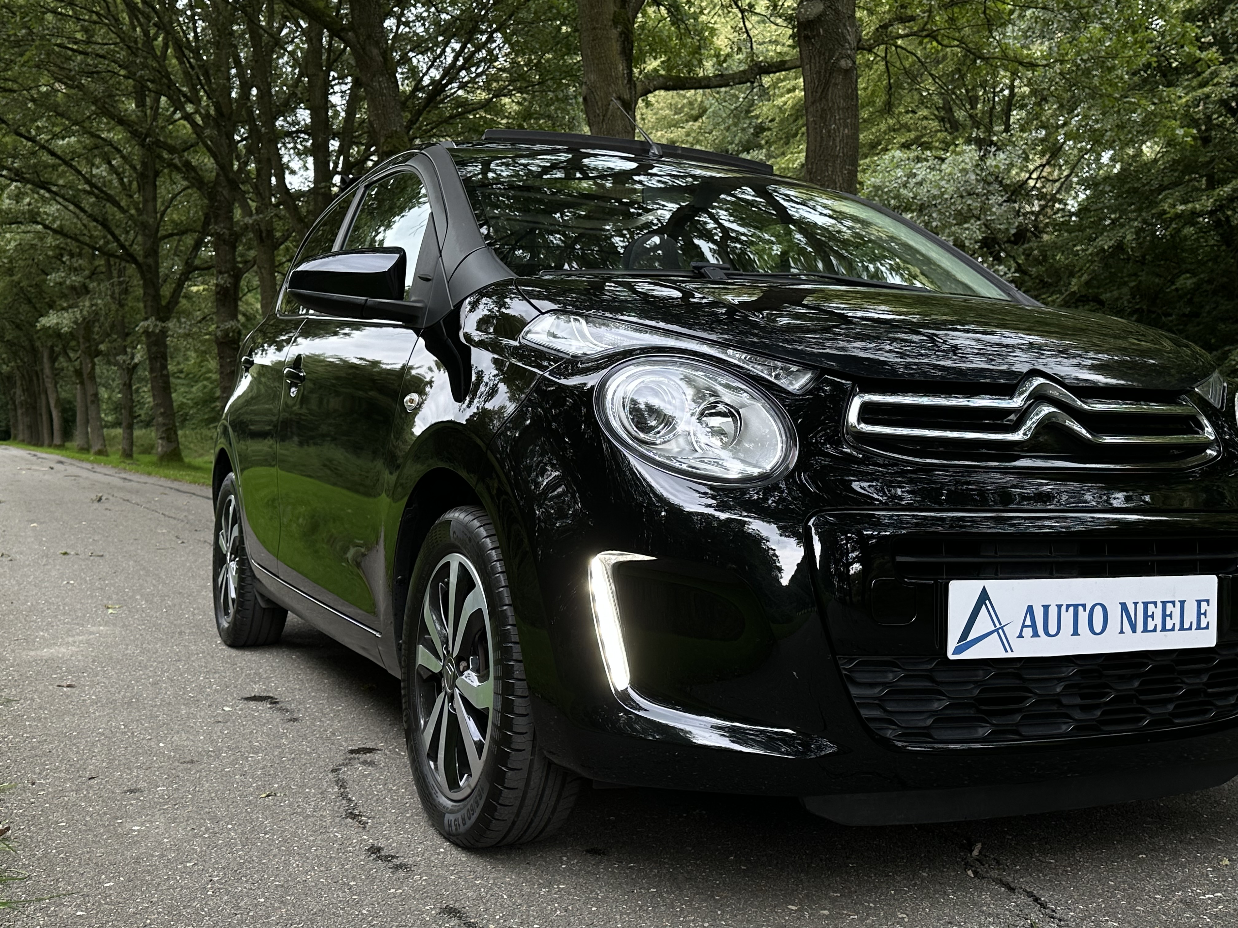 Citroën C1 Airscape Shine 1.2 82 PK!, open dak, Grootscherm, camera, carplay, bluetooth