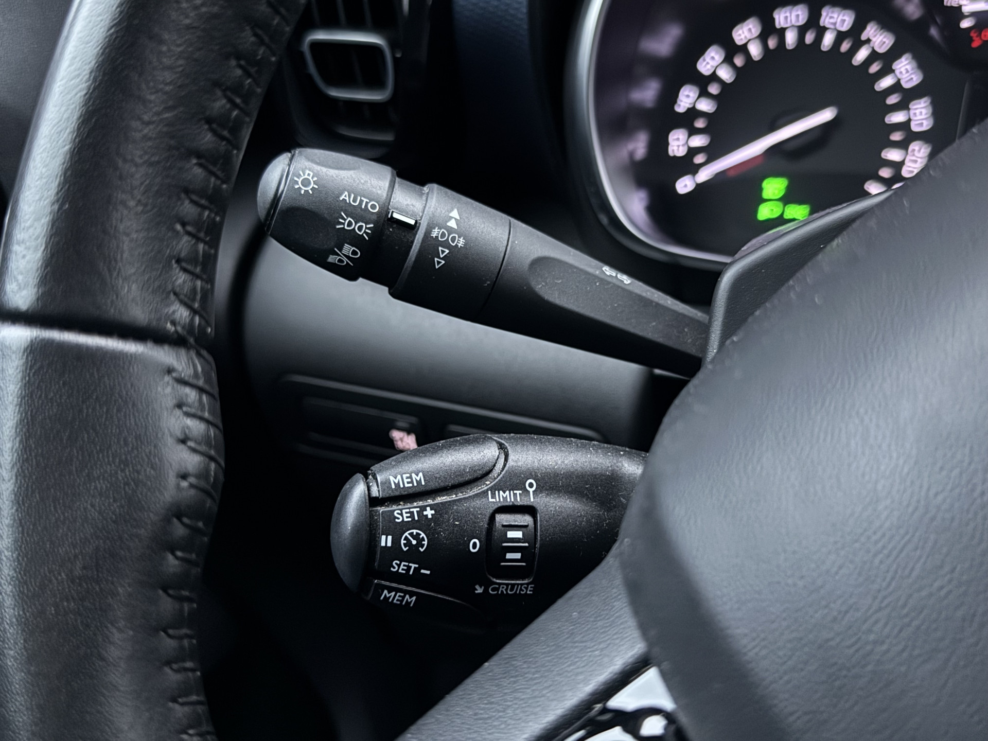 Citroën C3 Aircross 1.2 PureTech 130 pk Rip Curl