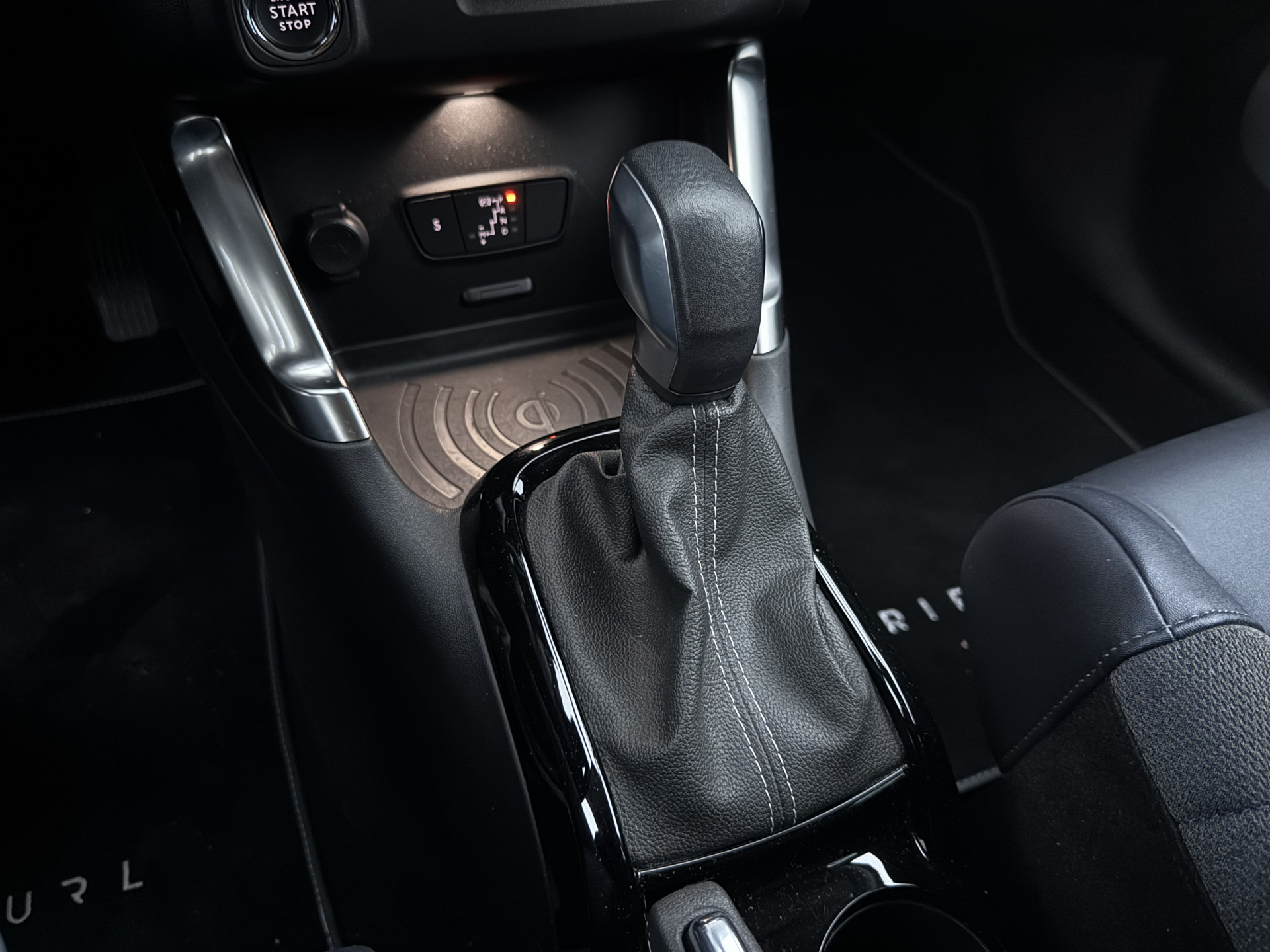 Citroën C3 Aircross 1.2 PureTech 130 pk Rip Curl