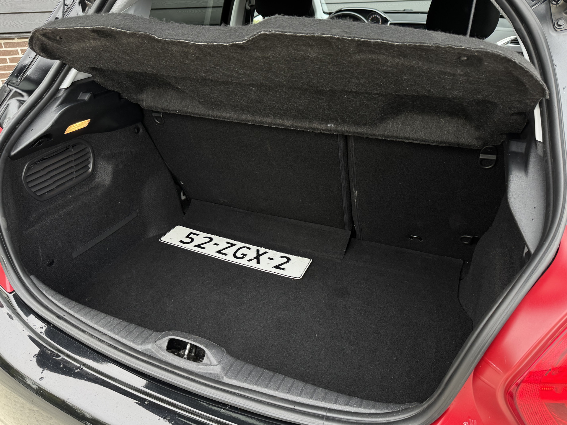 Peugeot 208 1.2 VTi 82 pk Allure