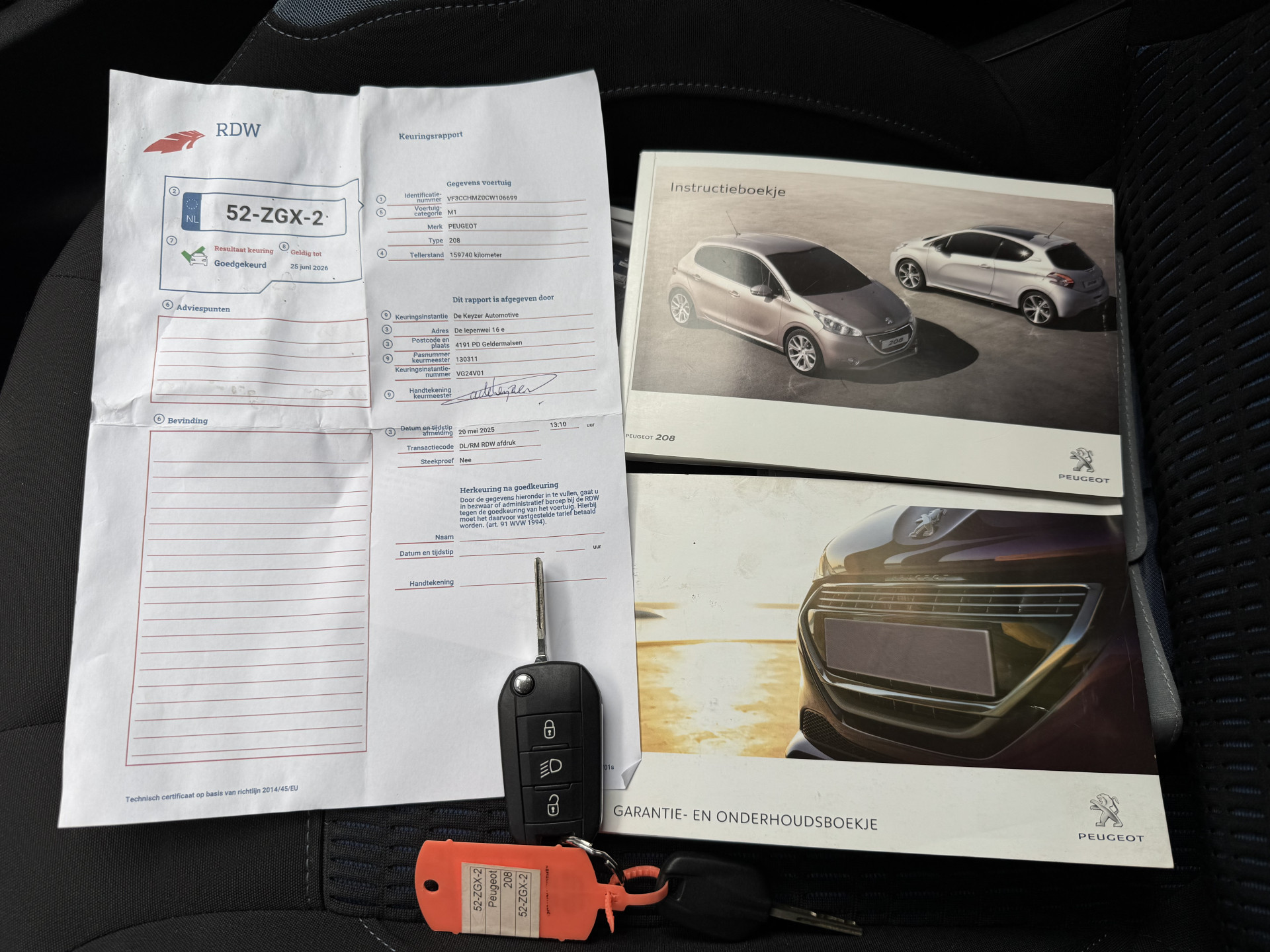 Peugeot 208 1.2 VTi 82 pk Allure