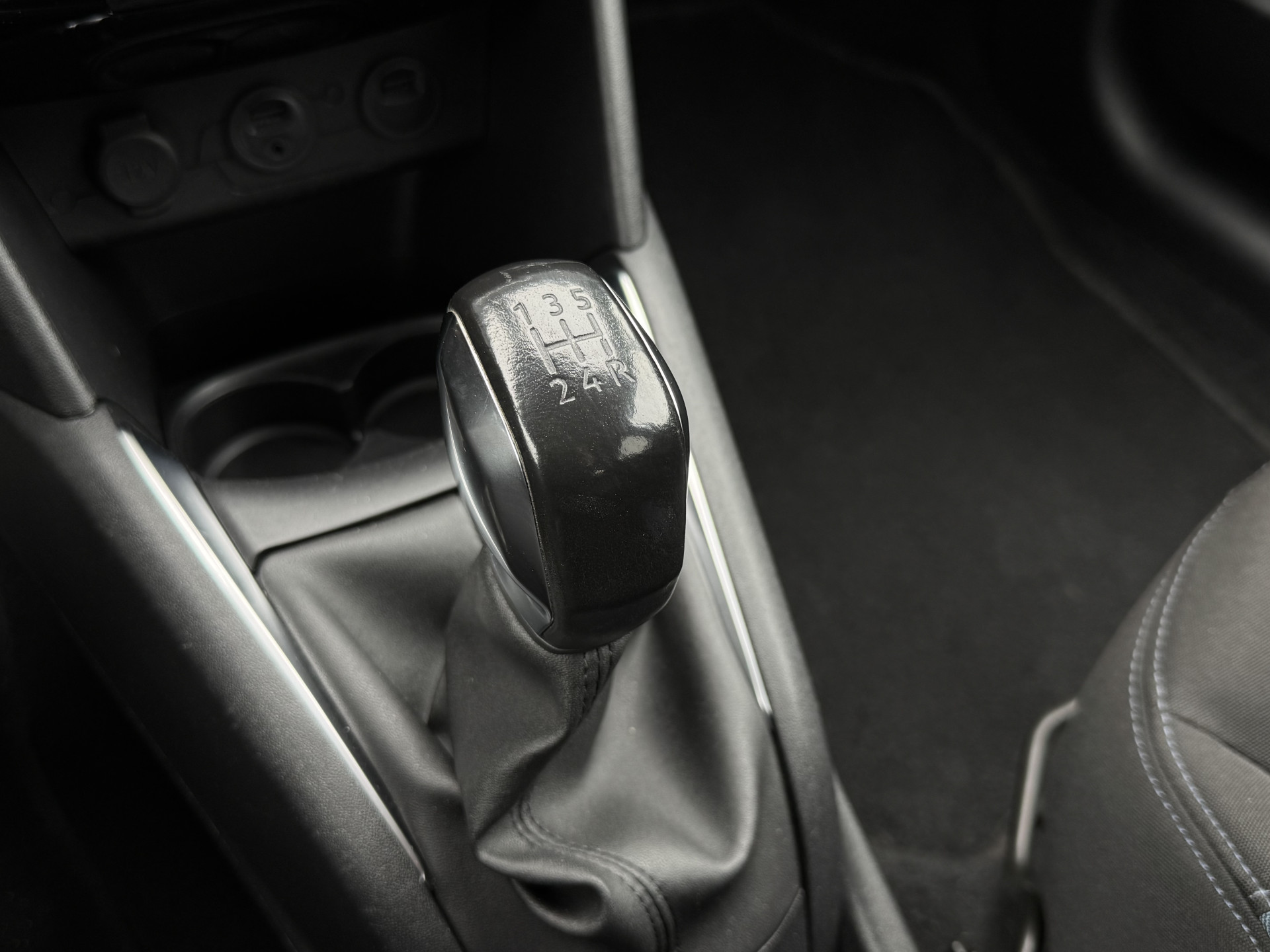 Peugeot 208 1.2 VTi 82 pk Allure