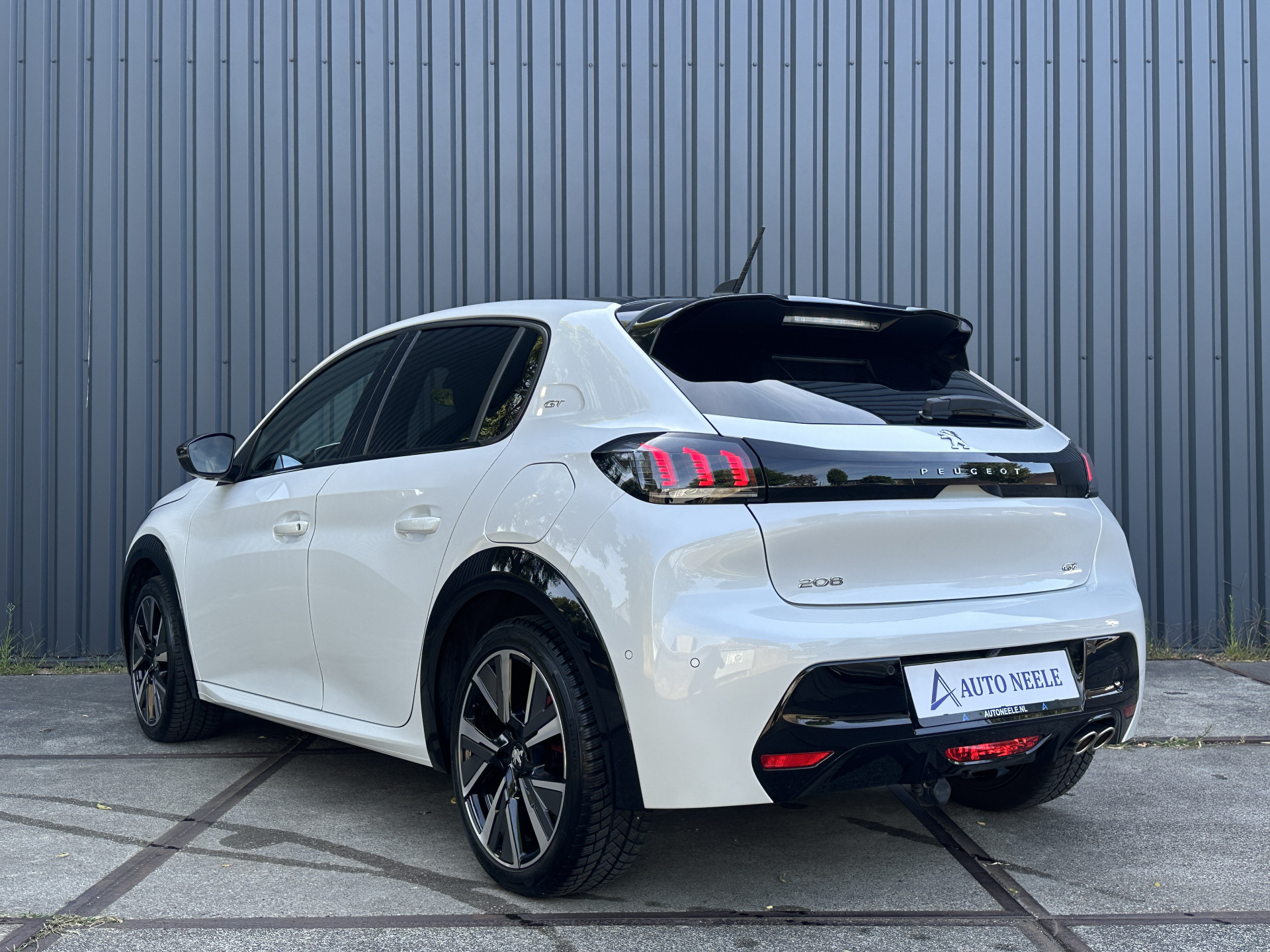 Peugeot 208 1.2 130 pk GT