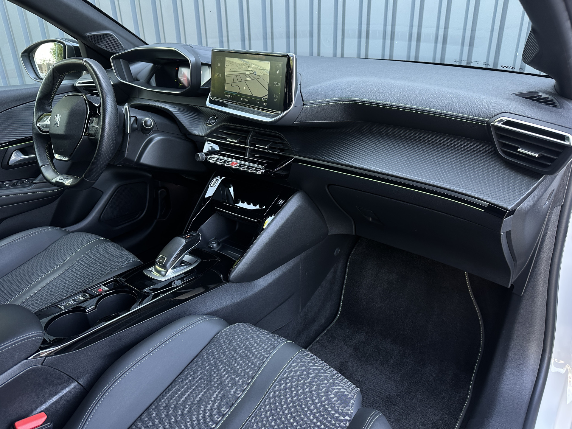 Peugeot 208 1.2 130 pk GT