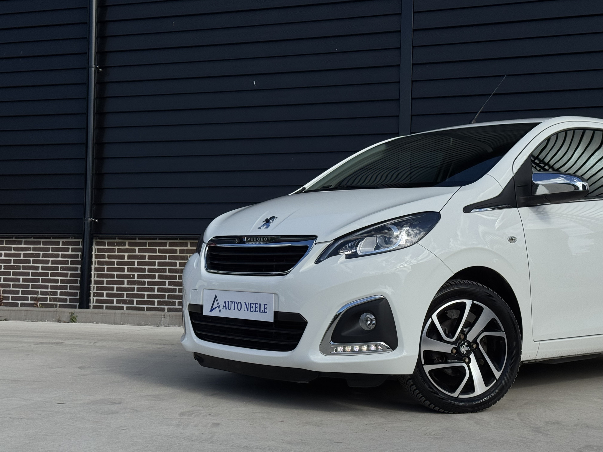 Peugeot 108 1.0 e-VTi Allure 72 pk