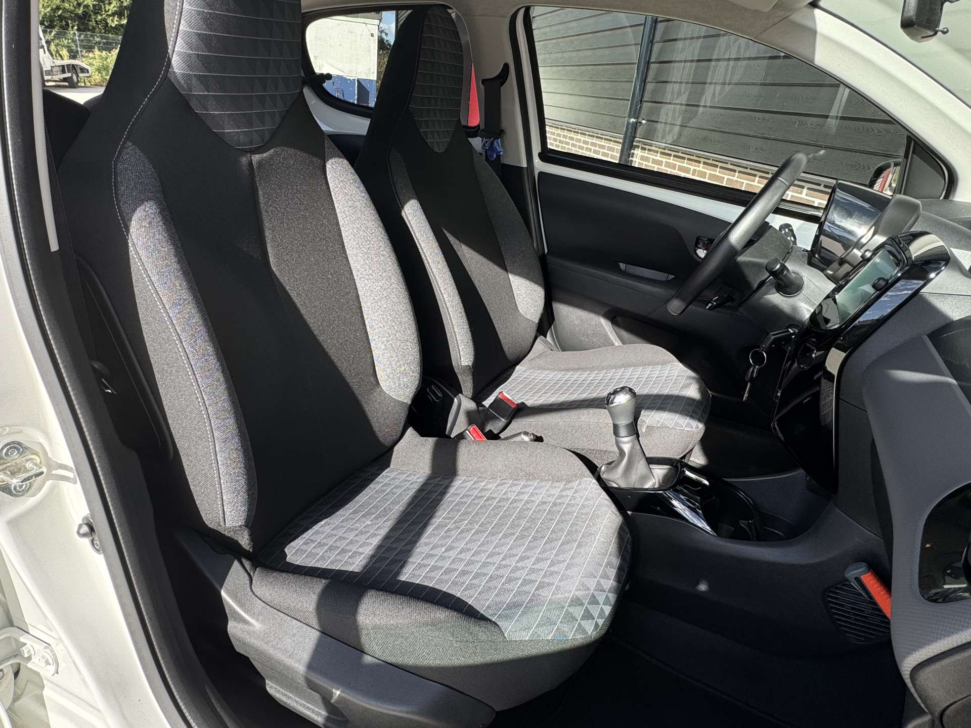 Peugeot 108 1.0 e-VTi Allure 72 pk
