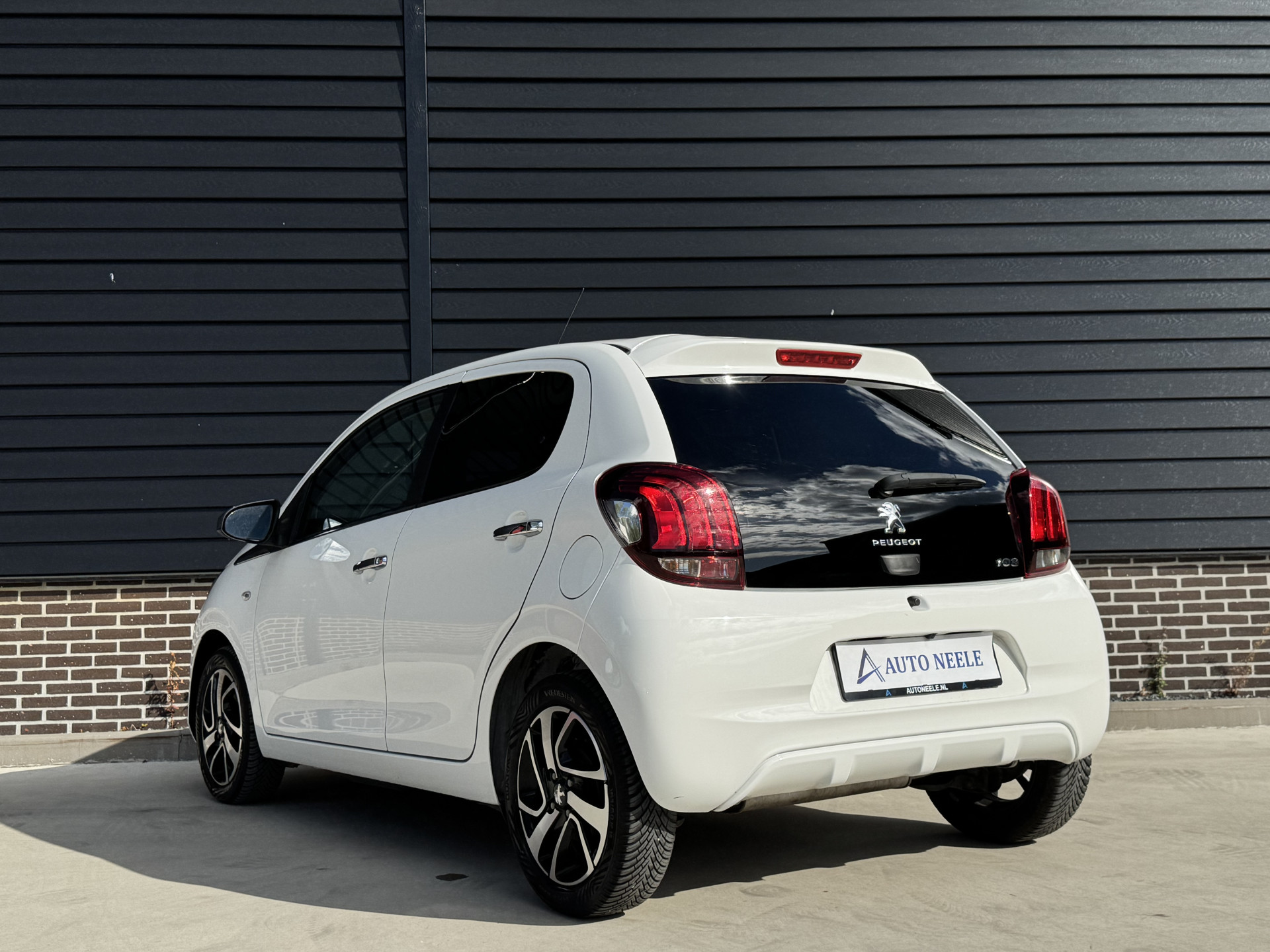 Peugeot 108 1.0 e-VTi Allure 72 pk