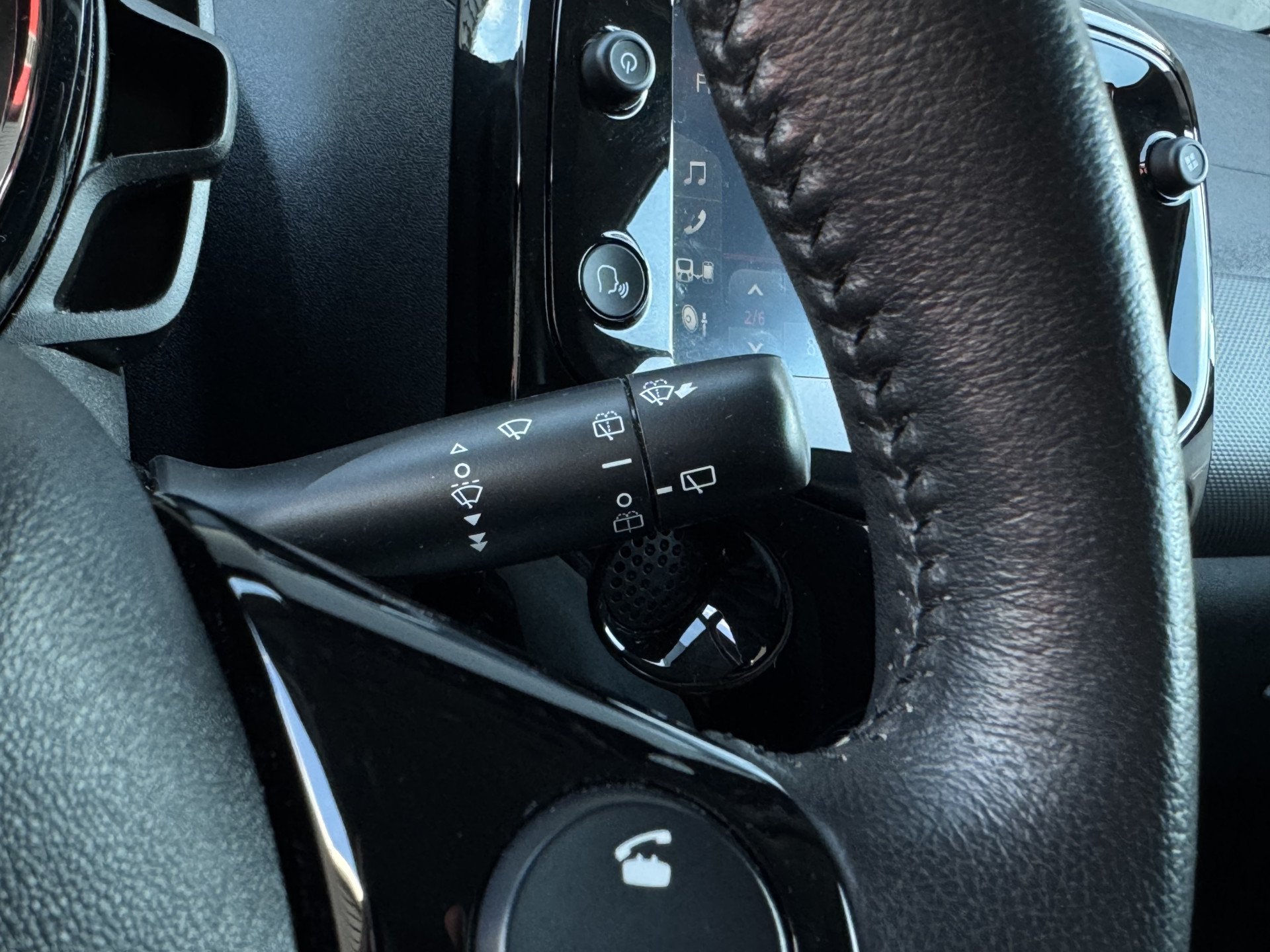 Peugeot 108 1.0 e-VTi Allure 72 pk
