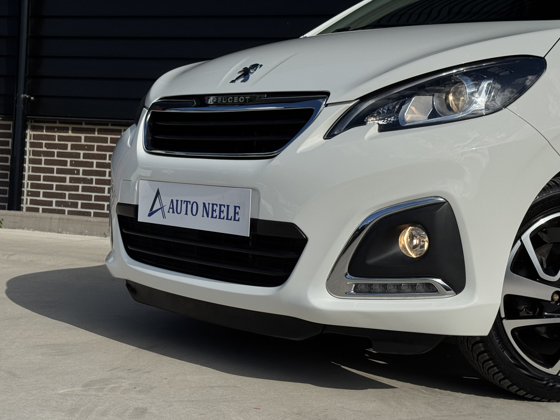 Peugeot 108 1.0 e-VTi Allure 72 pk