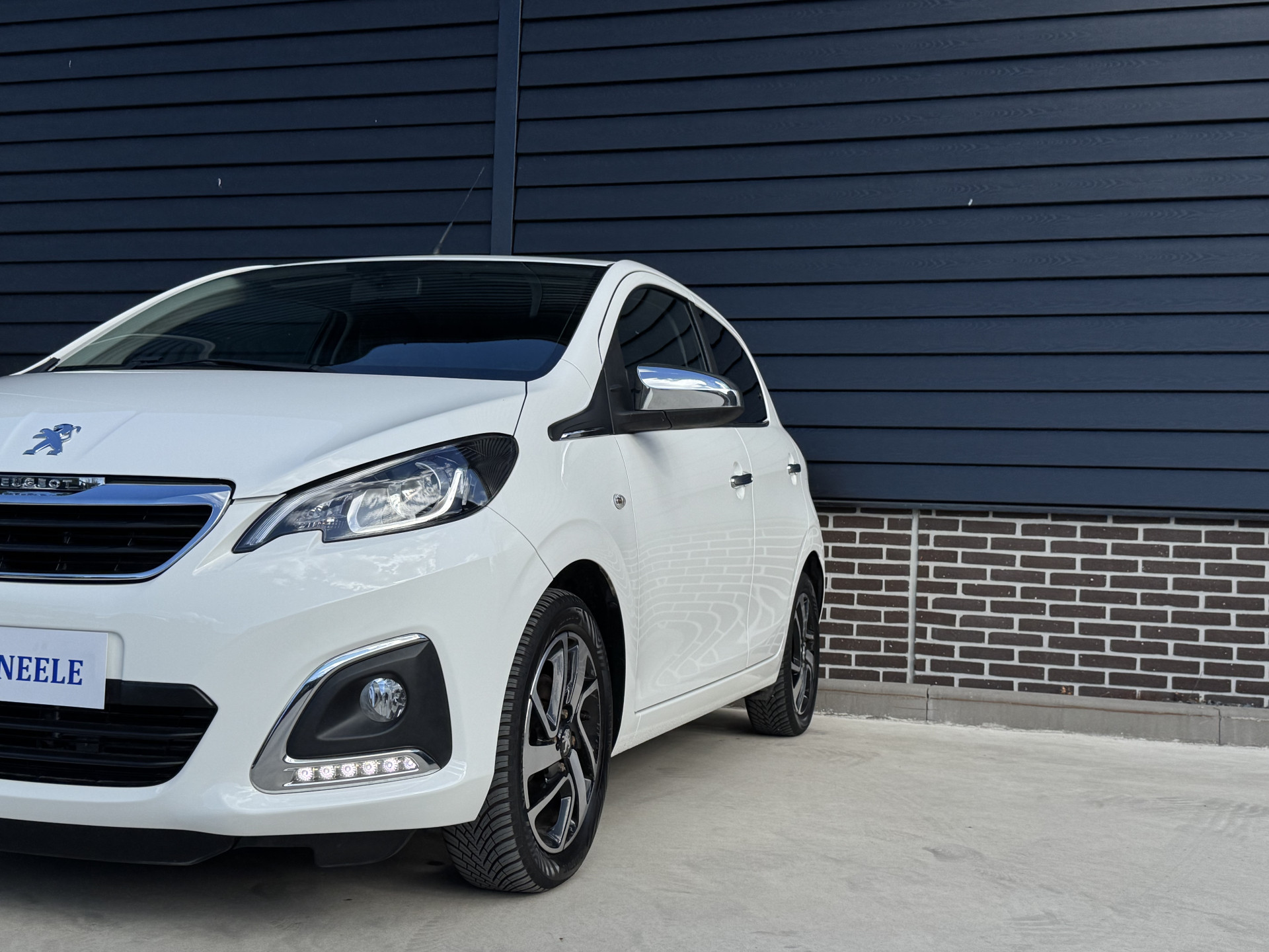 Peugeot 108 1.0 e-VTi Allure 72 pk