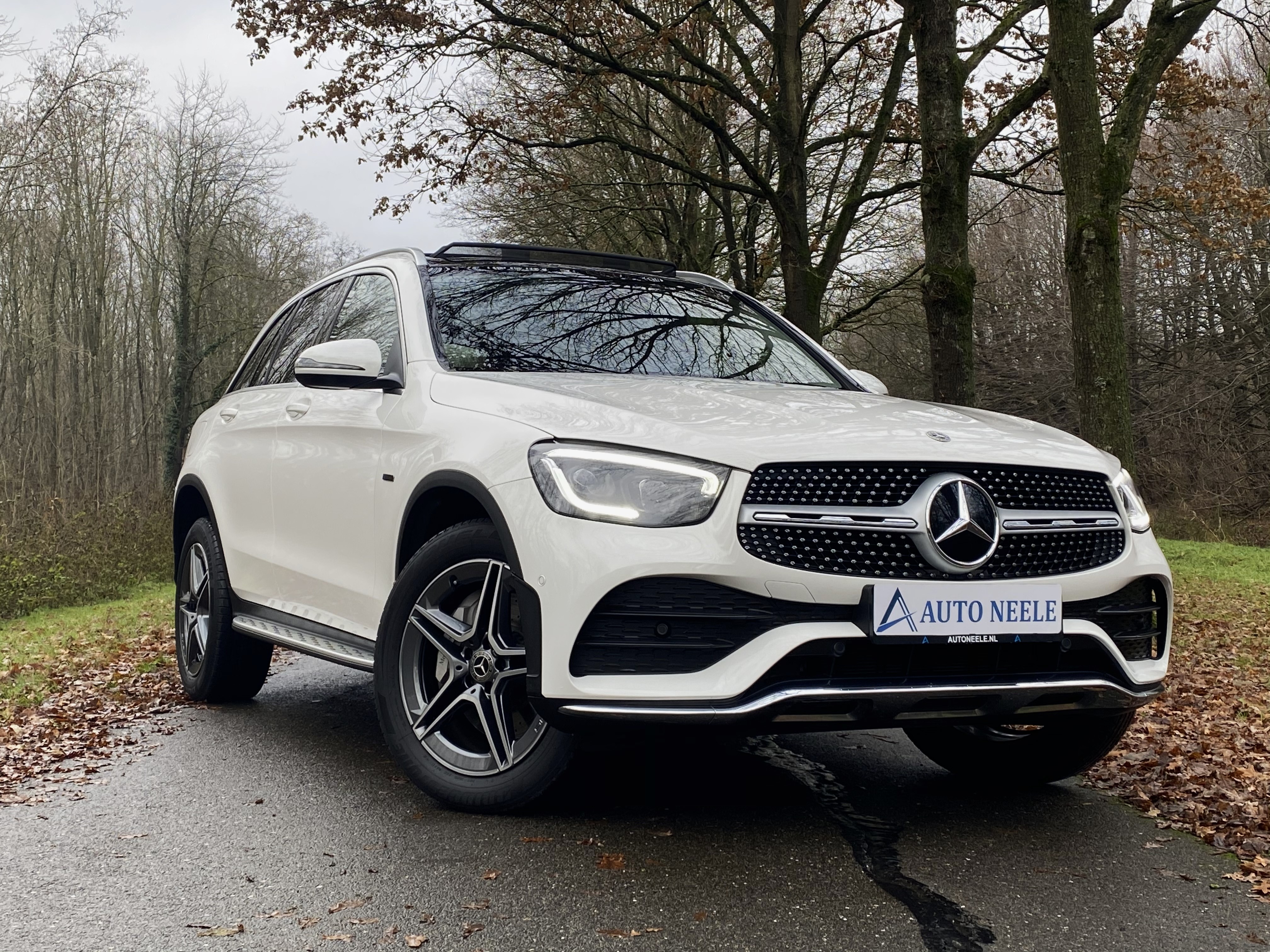 Mercedes GLC 300e AMG Line, Trekhaak, Panoramadak