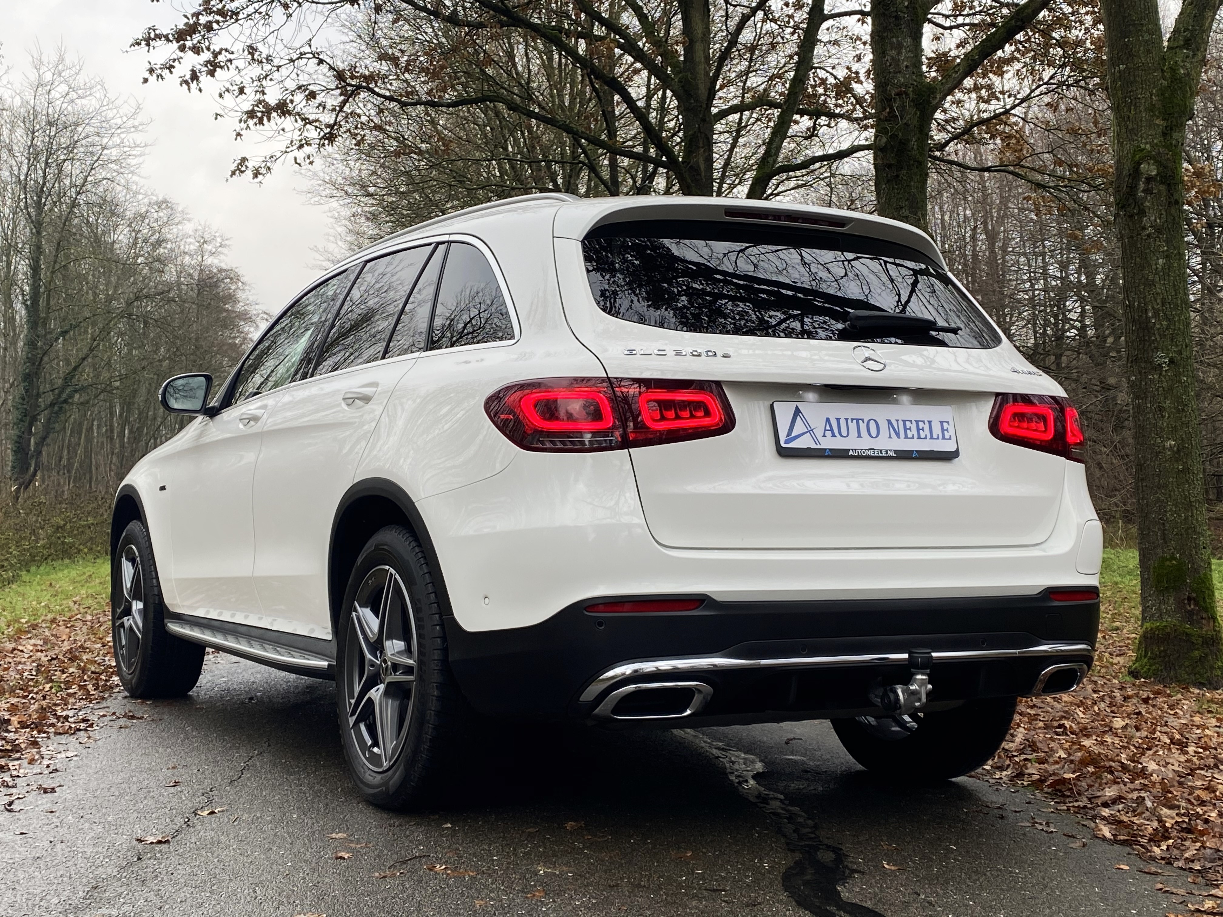 Mercedes GLC 300e AMG Line, Trekhaak, Panoramadak