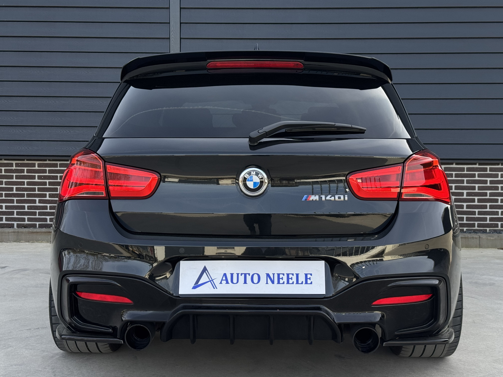 BMW 1-serie M140i