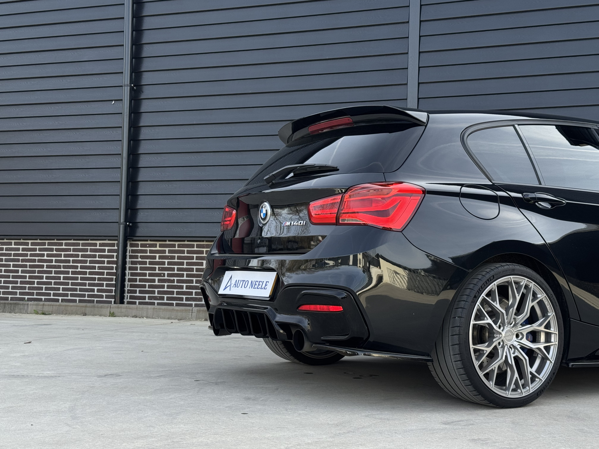 BMW 1-serie M140i
