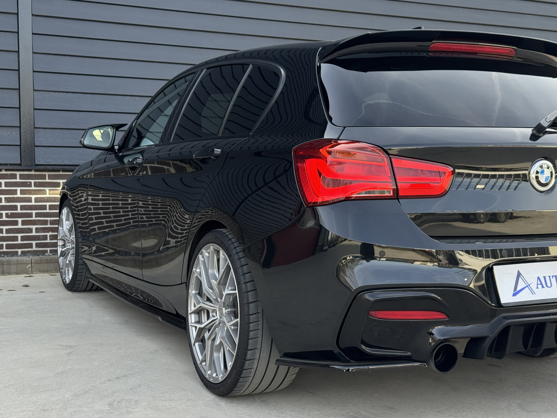 BMW 1-serie M140i