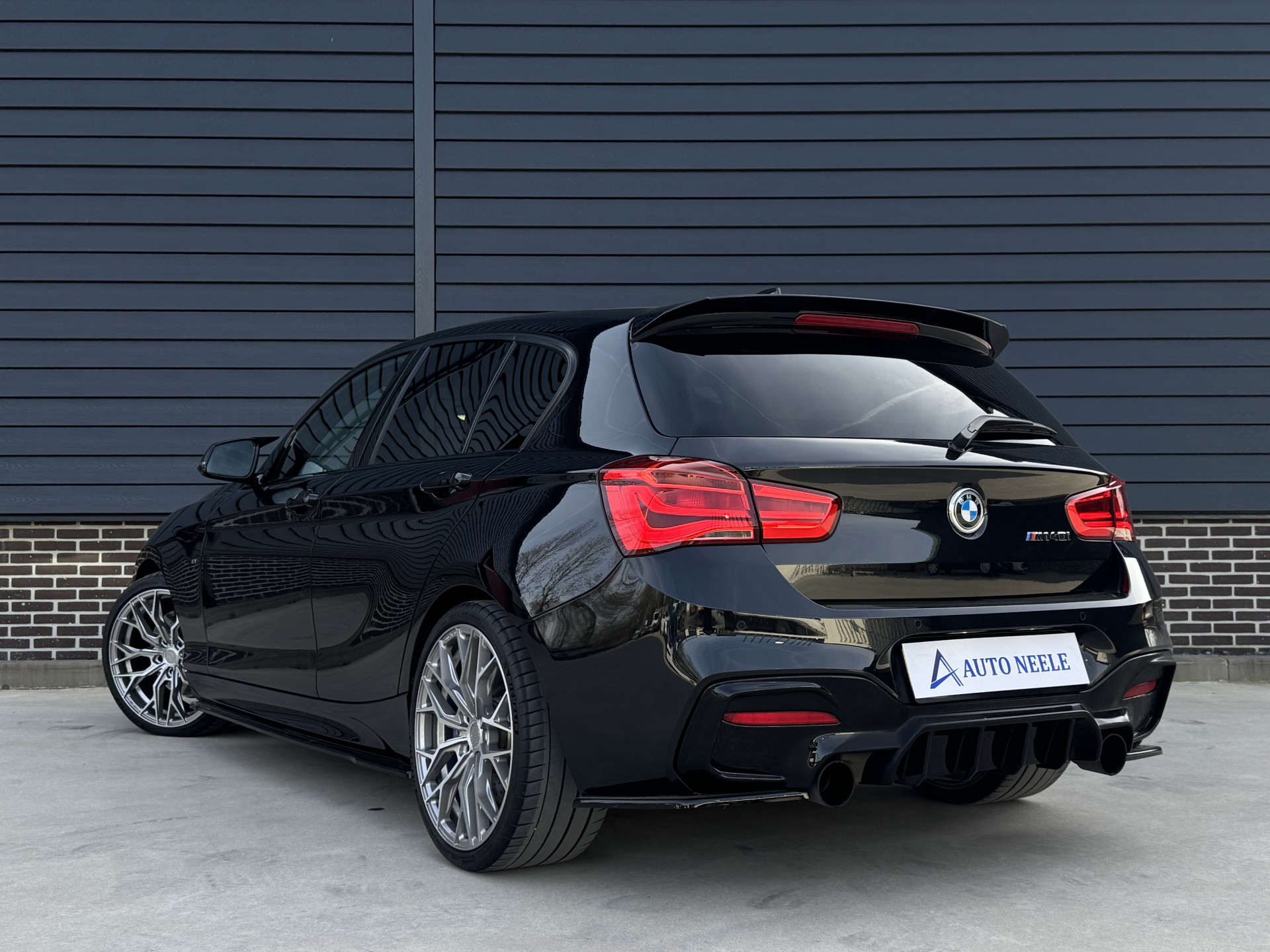 BMW 1-serie M140i
