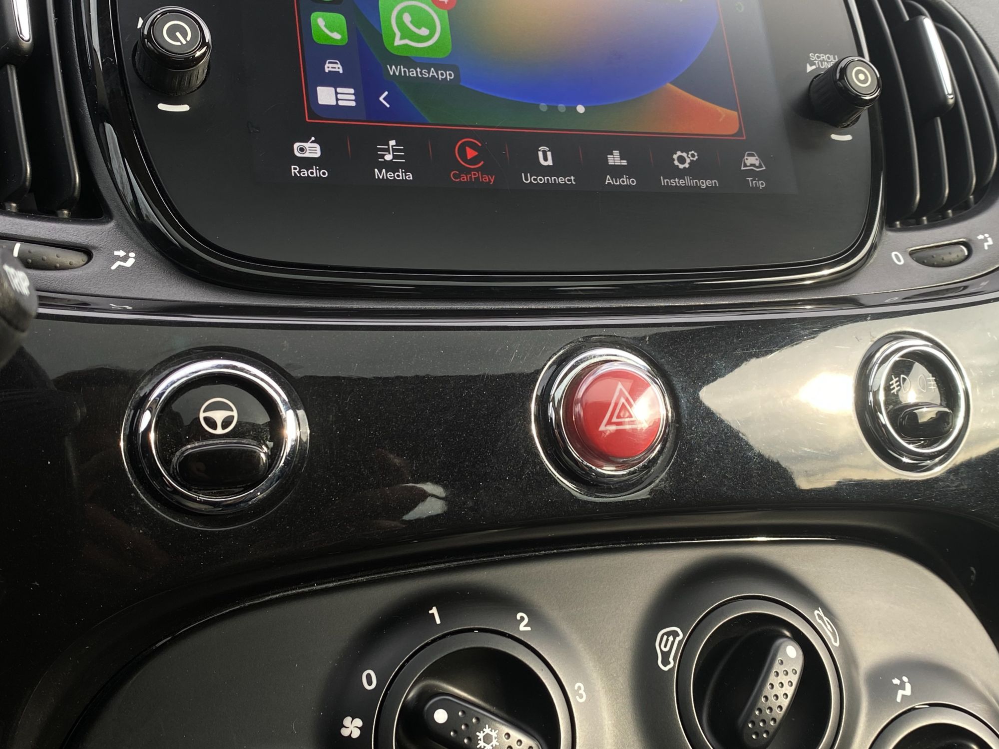 Fiat 500 1.2 Lounge Apple Carplay, Panoramadak, Cruise Control