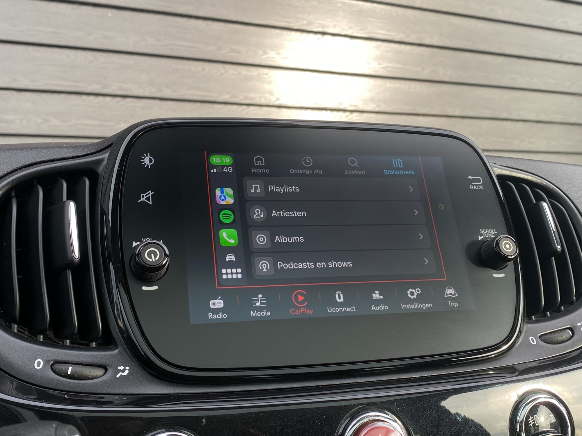 Fiat 500 1.2 Lounge Apple Carplay, Panoramadak, Cruise Control