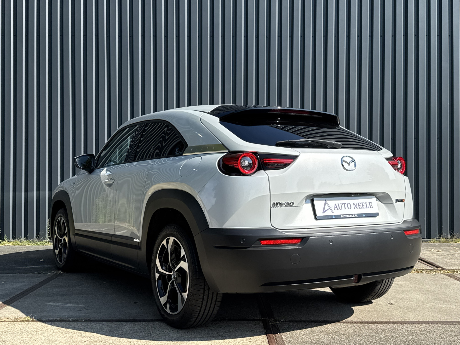 Mazda MX-30 e-SkyActiv R-EV PHEV 170 Makoto