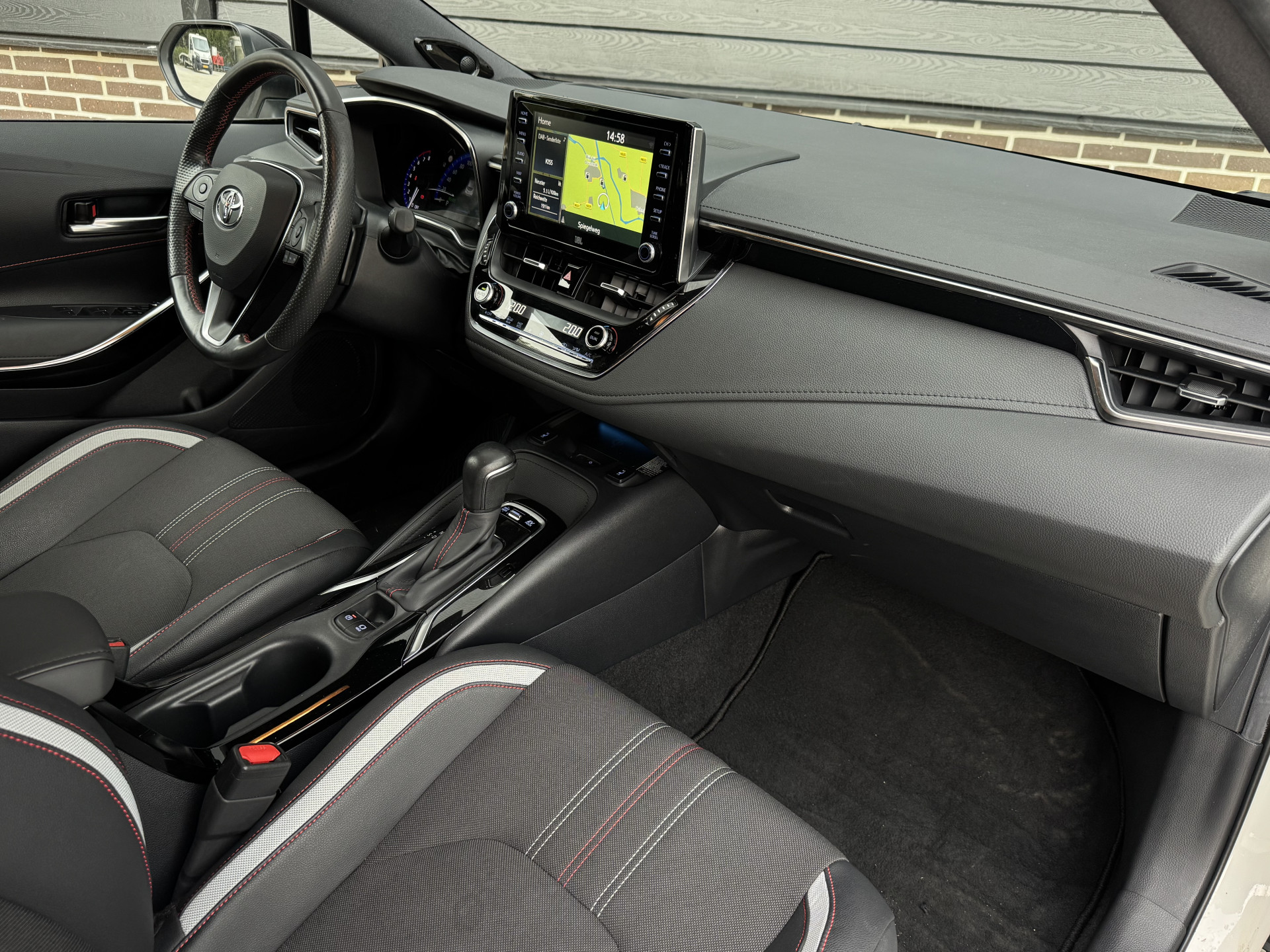 Toyota Corolla 2.0 Hybrid GR-Sport 184 pk