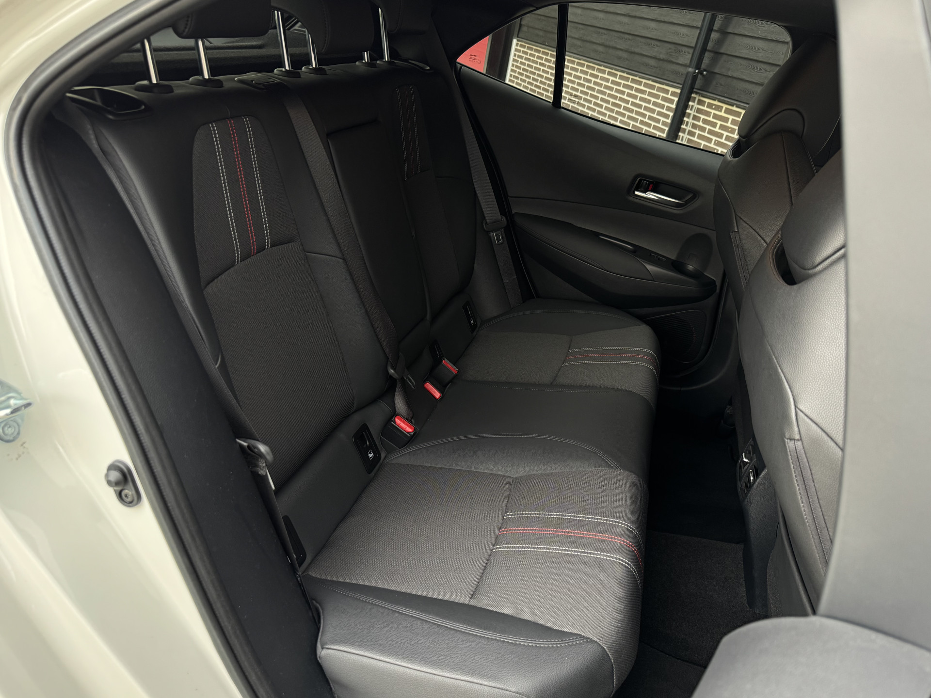Toyota Corolla 2.0 Hybrid GR-Sport 184 pk