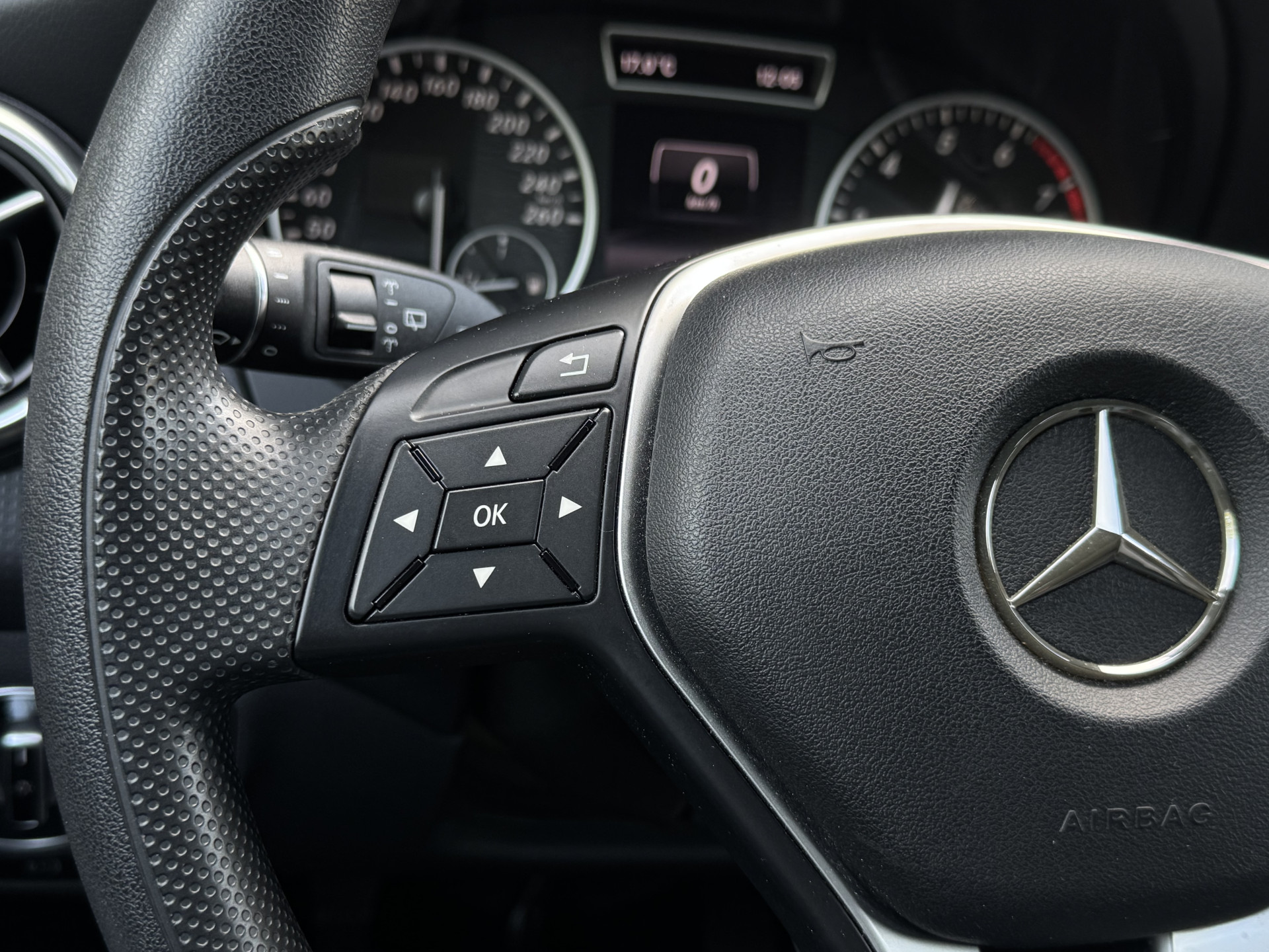 Mercedes-Benz A-Klasse 180 Ambition
