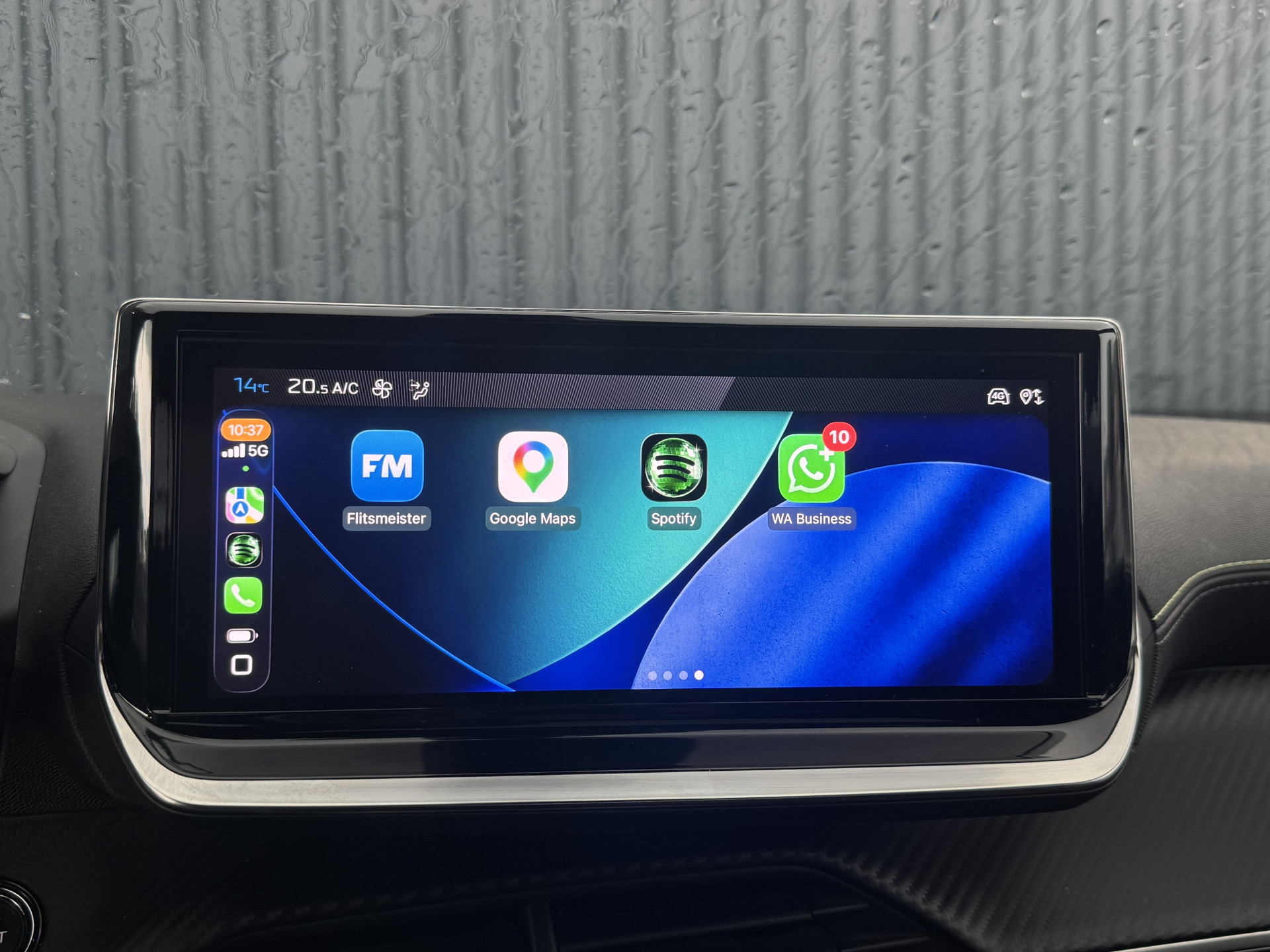 Peugeot 2008 1.2 Hybrid 145 GT