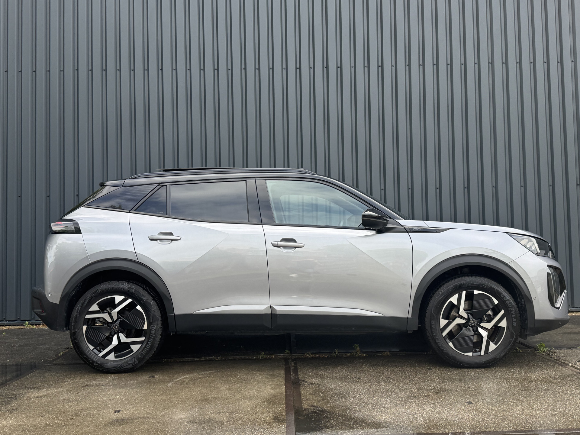 Peugeot 2008 1.2 Hybrid 145 GT