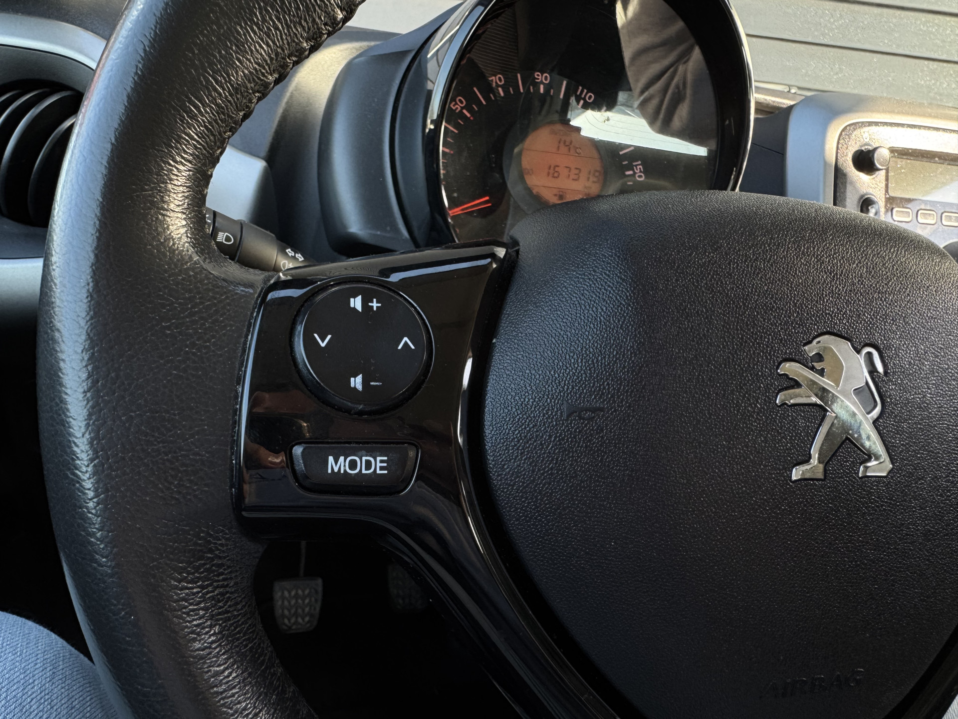 Peugeot 108 1.0 e-VTi Active TOP!