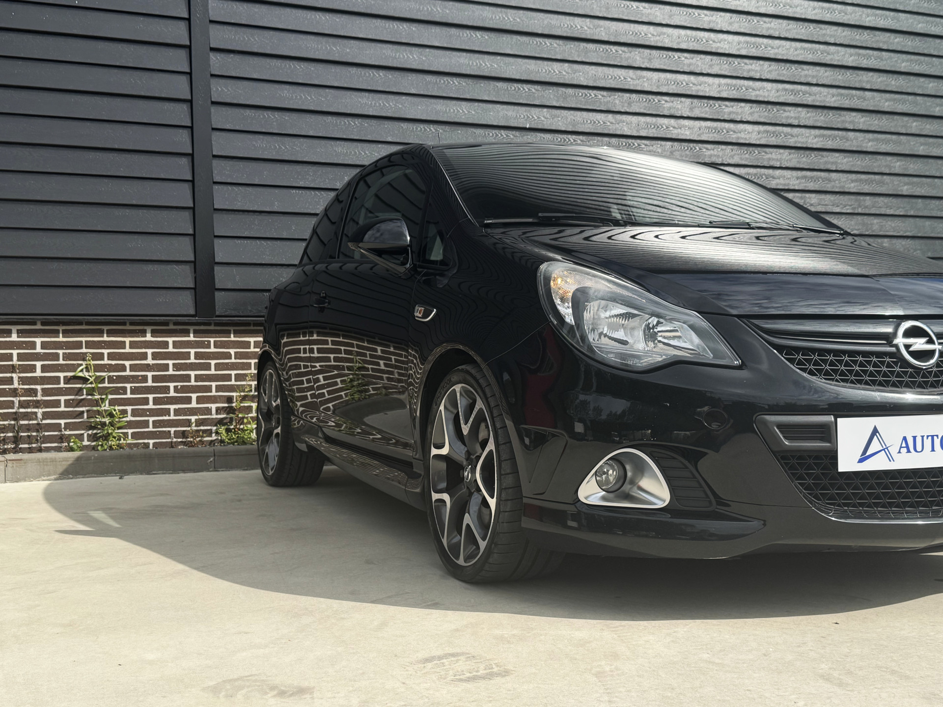 Opel Corsa 1.6-16V Turbo OPC 192 pk