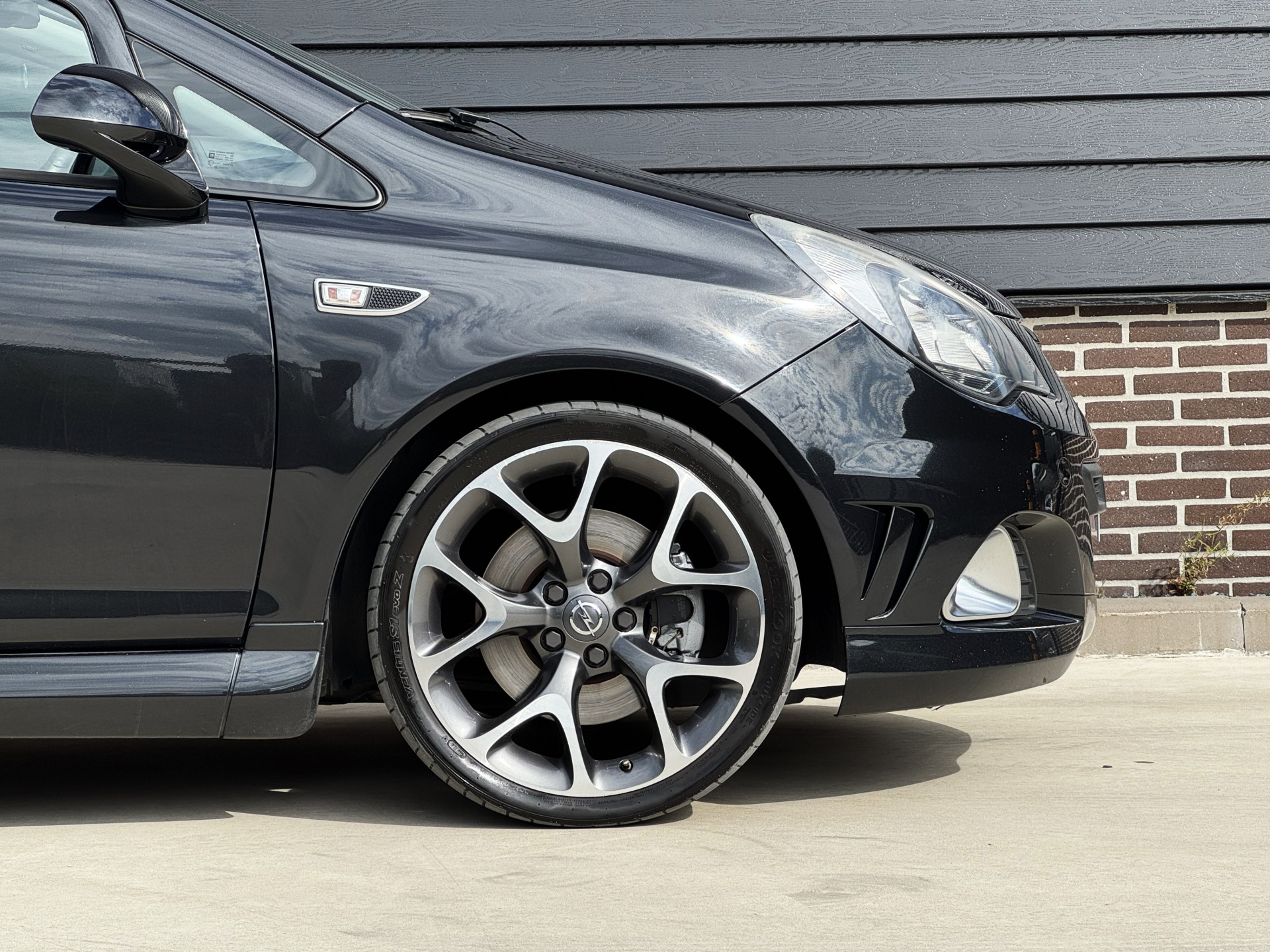 Opel Corsa 1.6-16V Turbo OPC 192 pk