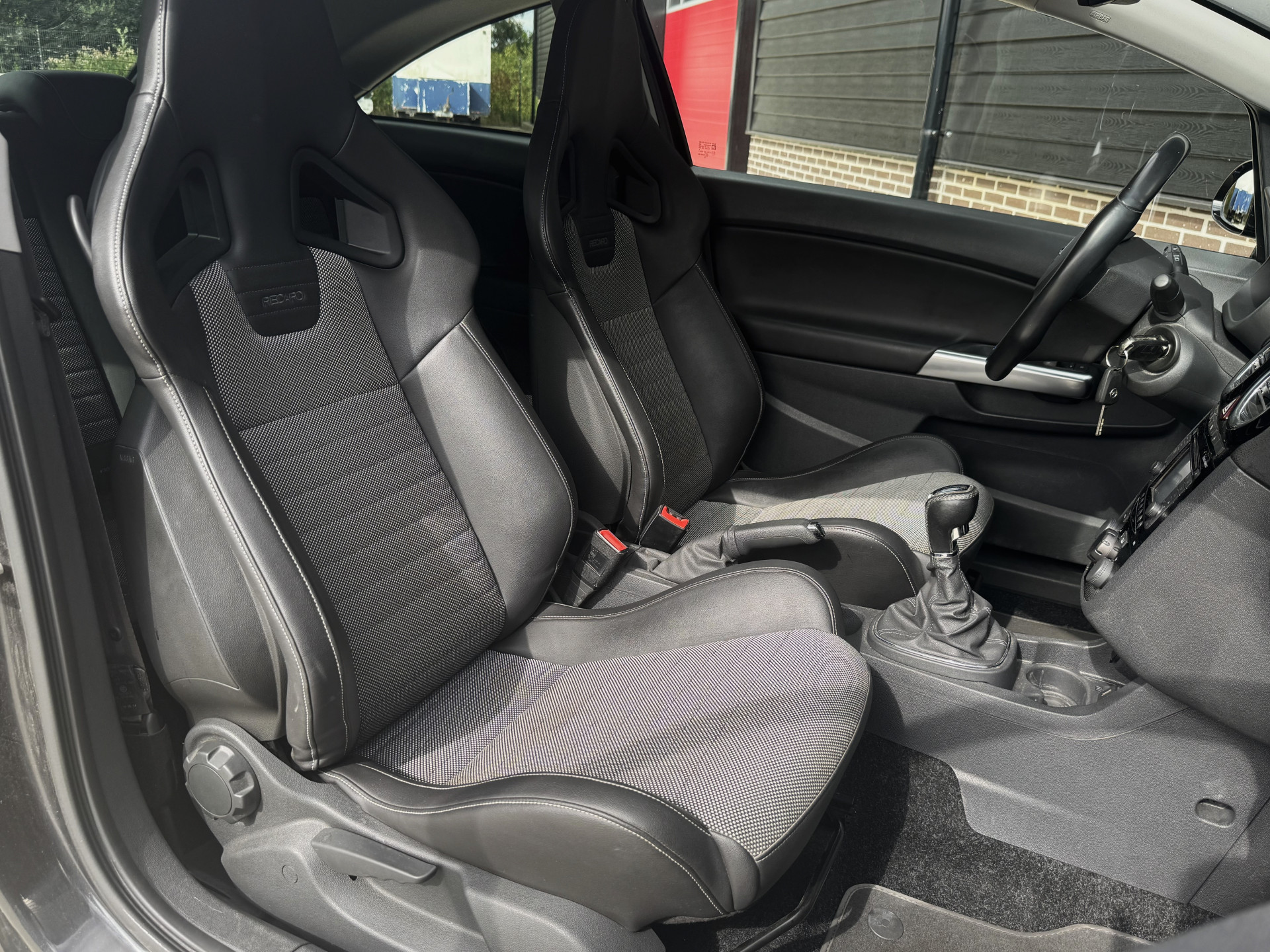 Opel Corsa 1.6-16V Turbo OPC 192 pk