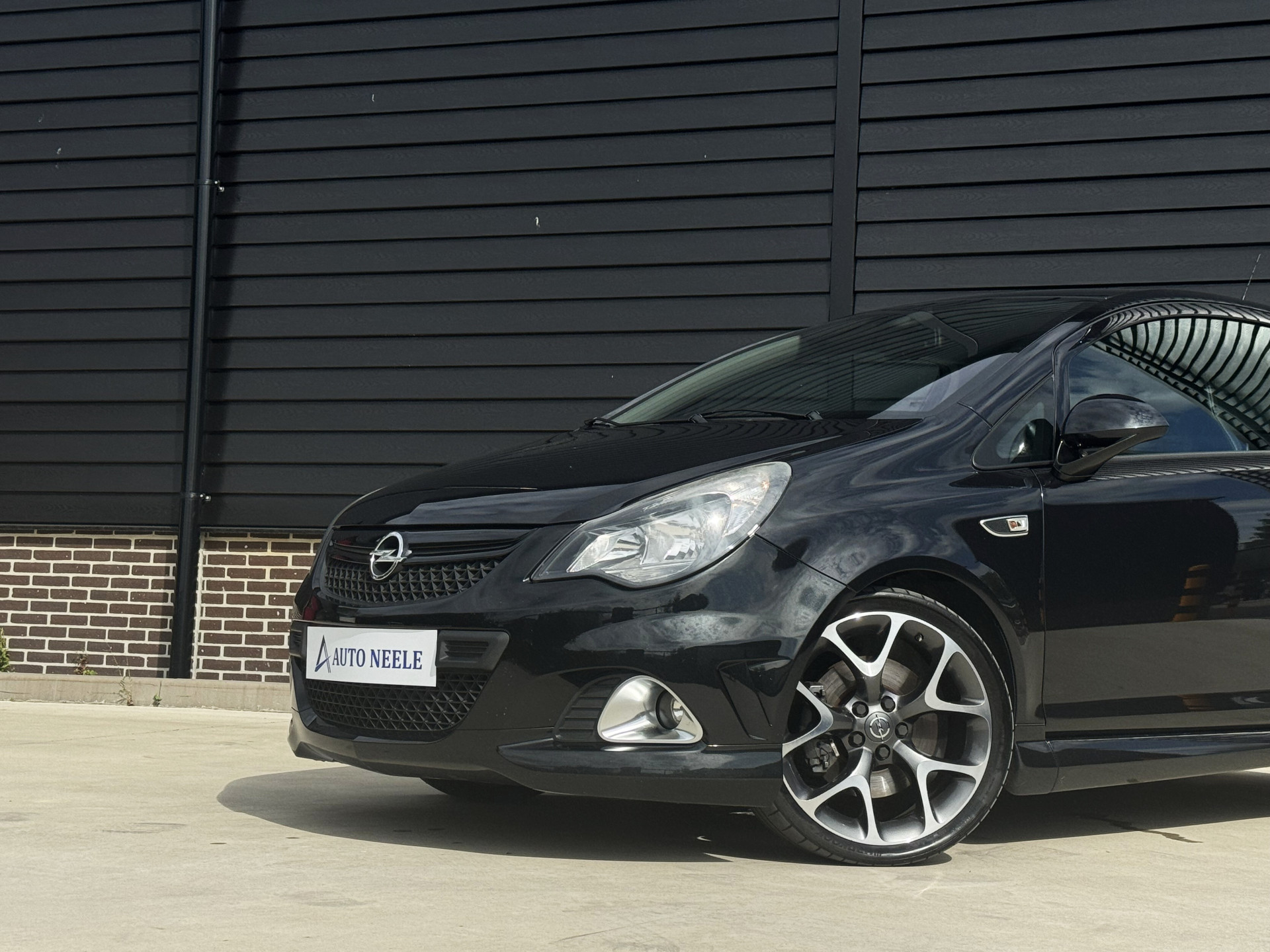 Opel Corsa 1.6-16V Turbo OPC 192 pk