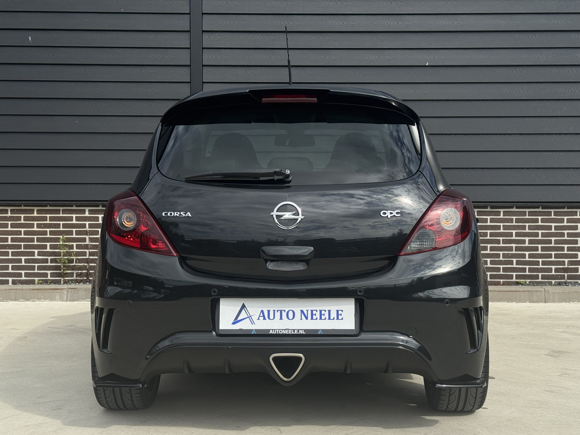 Opel Corsa 1.6-16V Turbo OPC 192 pk