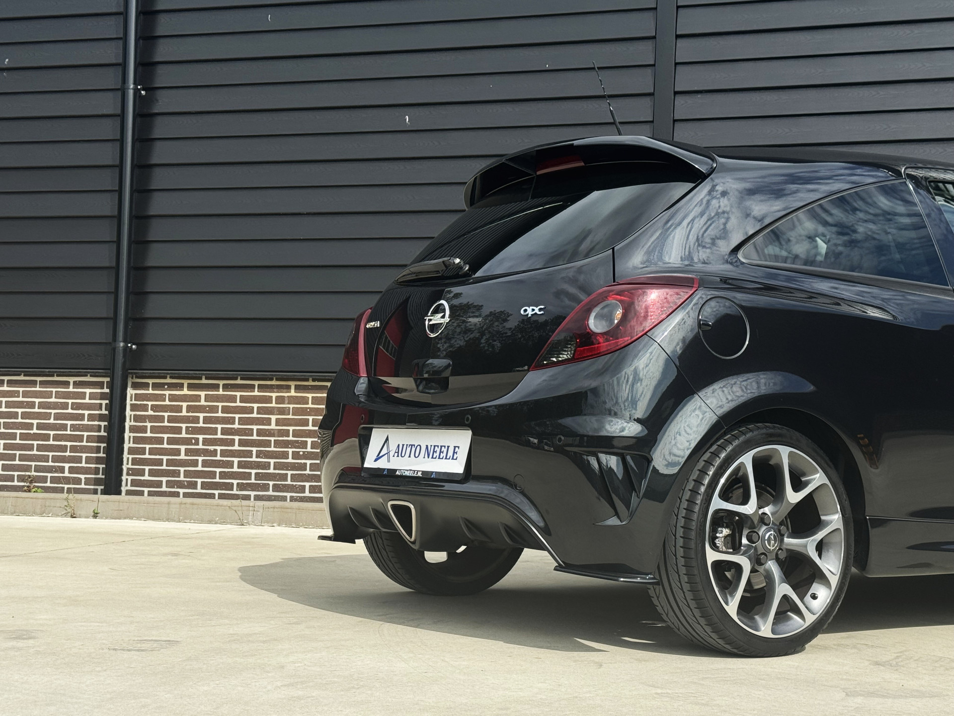 Opel Corsa 1.6-16V Turbo OPC 192 pk