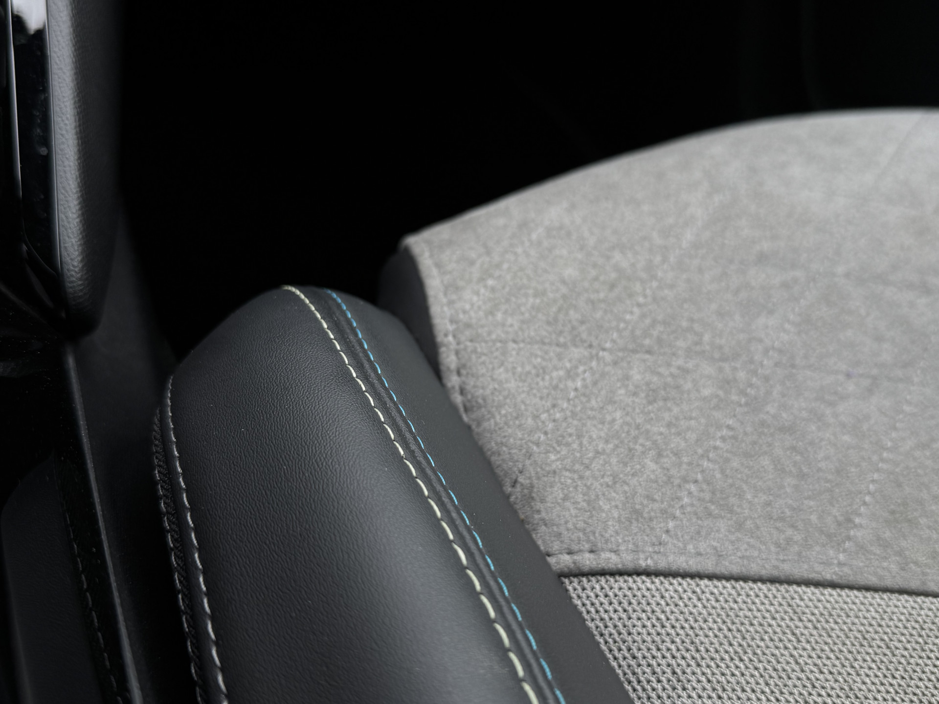 Peugeot 208 1.2 130 pk GT PACK