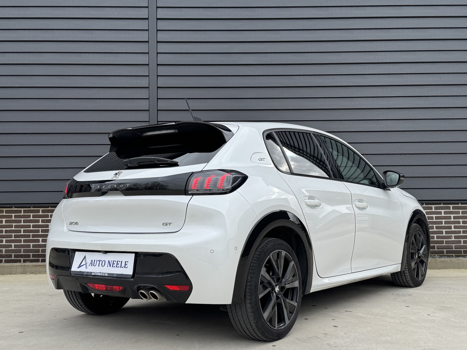 Peugeot 208 1.2 130 pk GT PACK