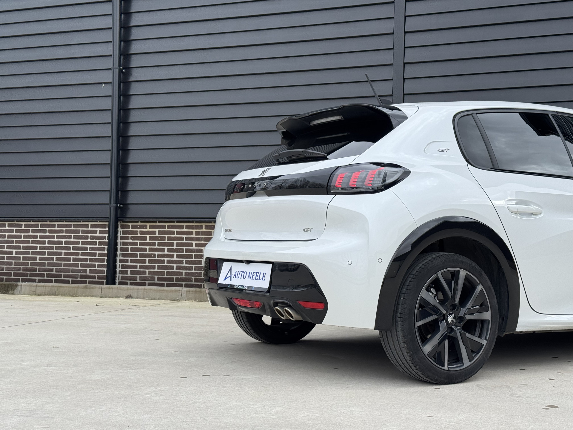 Peugeot 208 1.2 130 pk GT PACK