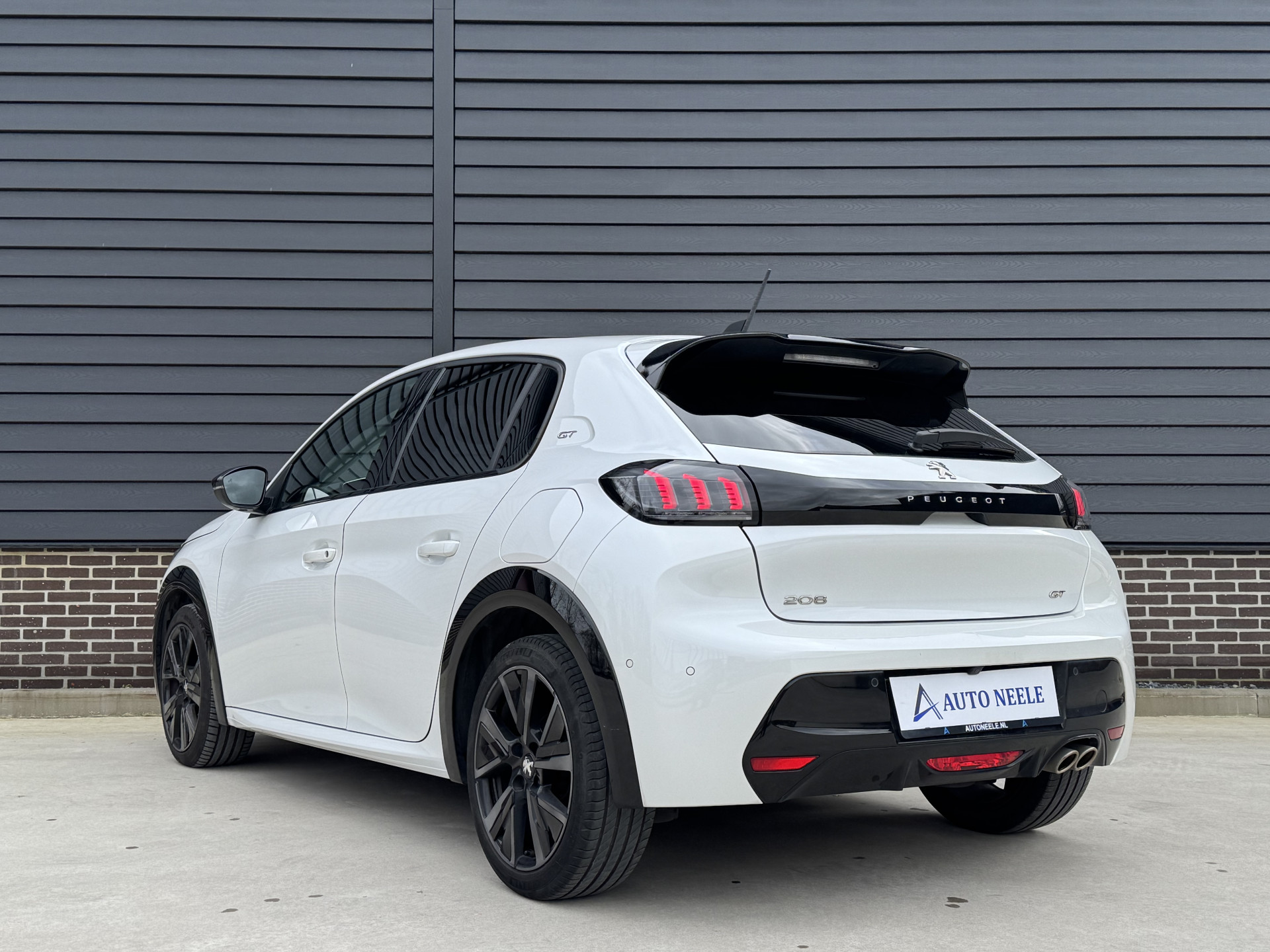 Peugeot 208 1.2 130 pk GT PACK