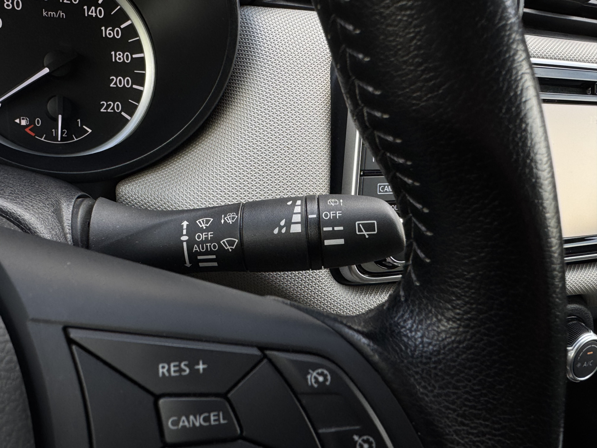 Nissan Micra 0.9 IG-T N-Connecta