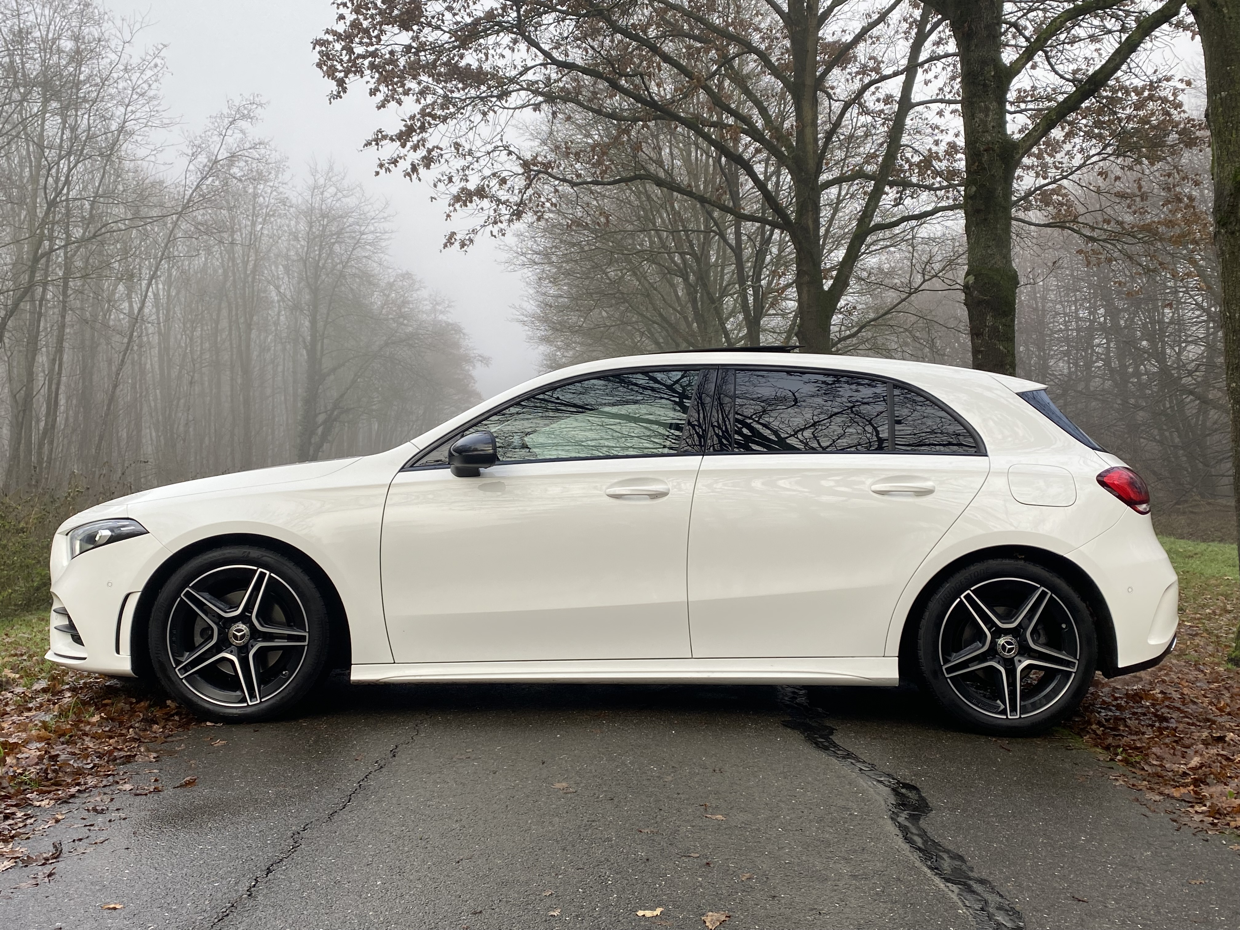 Mercedes A200 AMG Line Automaat met Ambient verlichting, Panoramadak