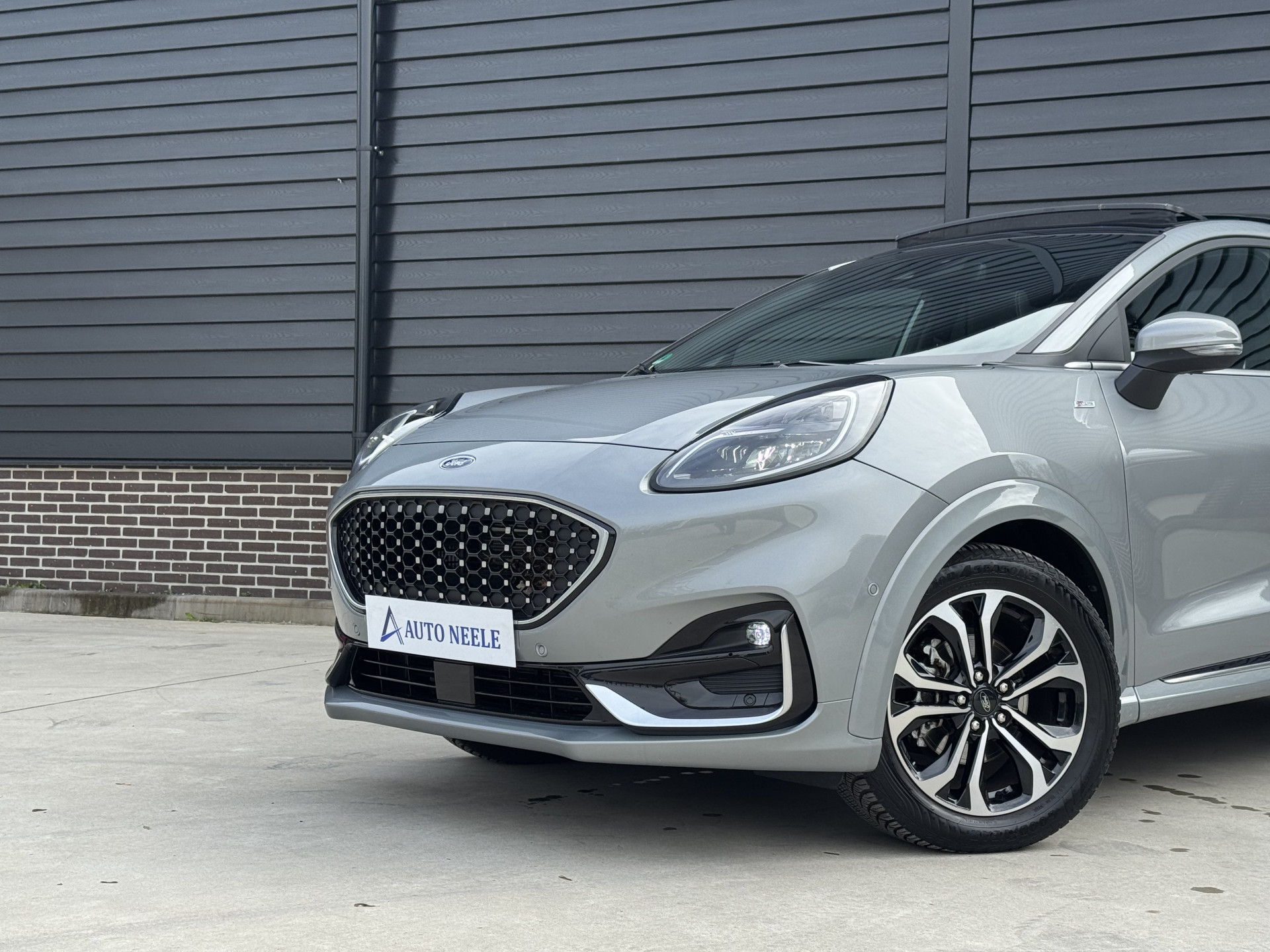 Ford Puma 1.0 EcoBoost Hybrid 155 pk ST-Line Vignale