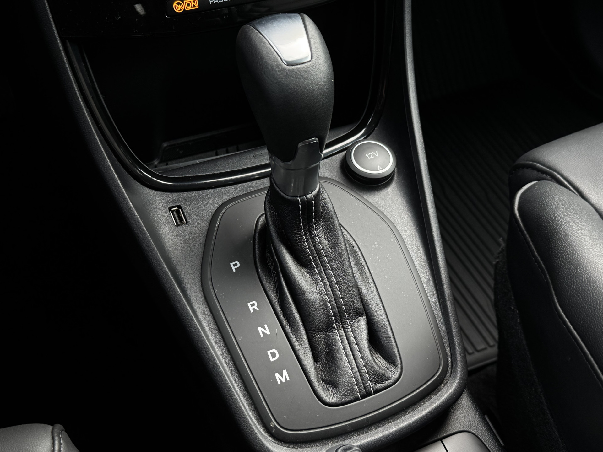 Ford Puma 1.0 EcoBoost Hybrid 155 pk ST-Line Vignale