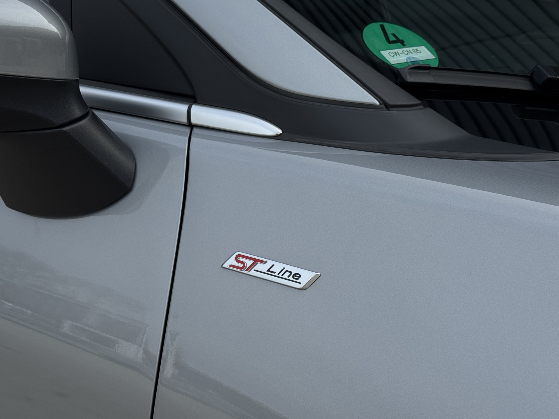 Ford Puma 1.0 EcoBoost Hybrid 155 pk ST-Line Vignale