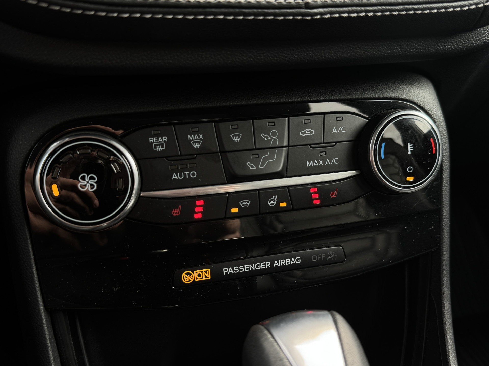 Ford Puma 1.0 EcoBoost Hybrid 155 pk ST-Line Vignale