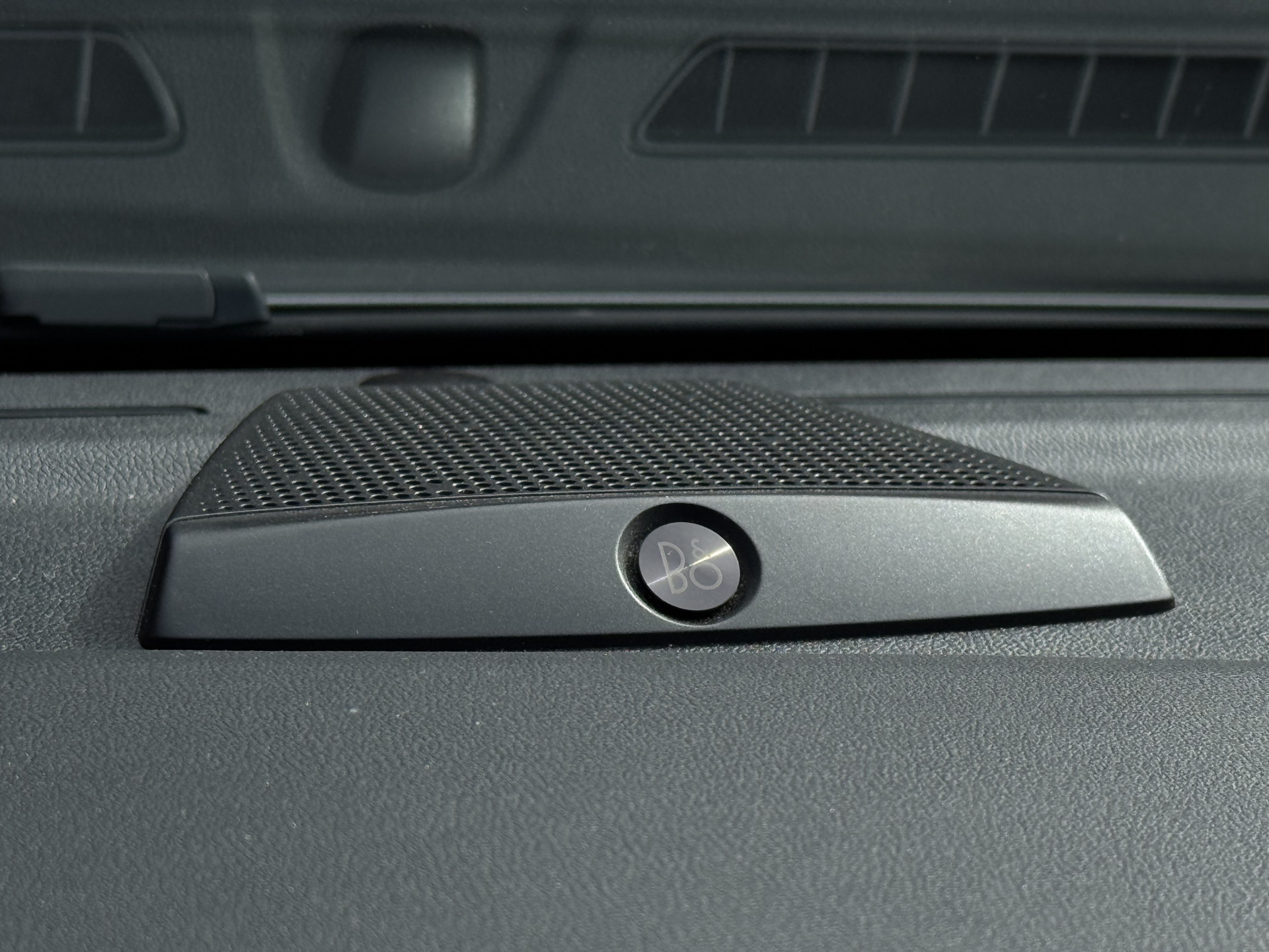 Ford Puma 1.0 EcoBoost Hybrid 155 pk ST-Line Vignale