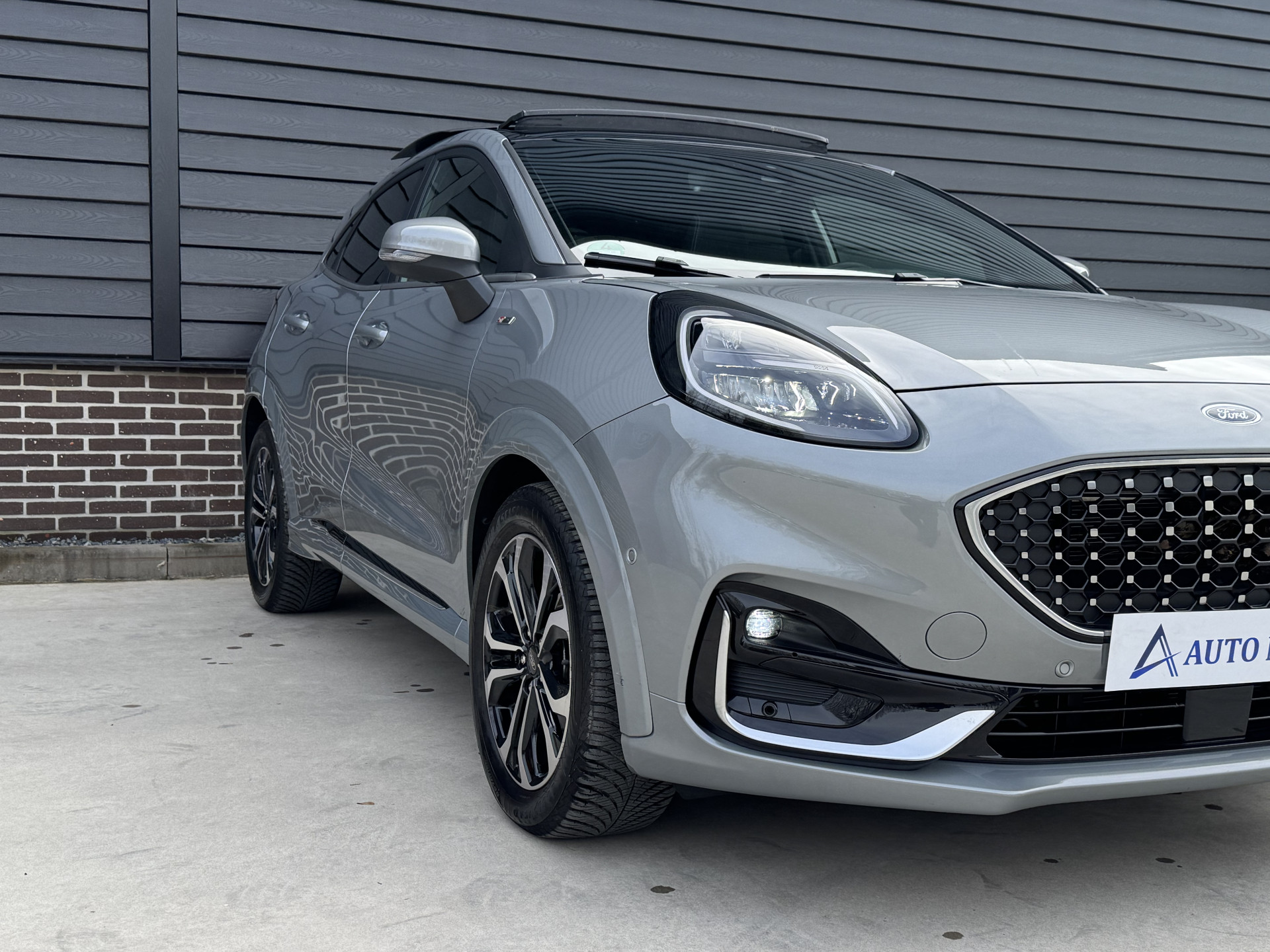 Ford Puma 1.0 EcoBoost Hybrid 155 pk ST-Line Vignale